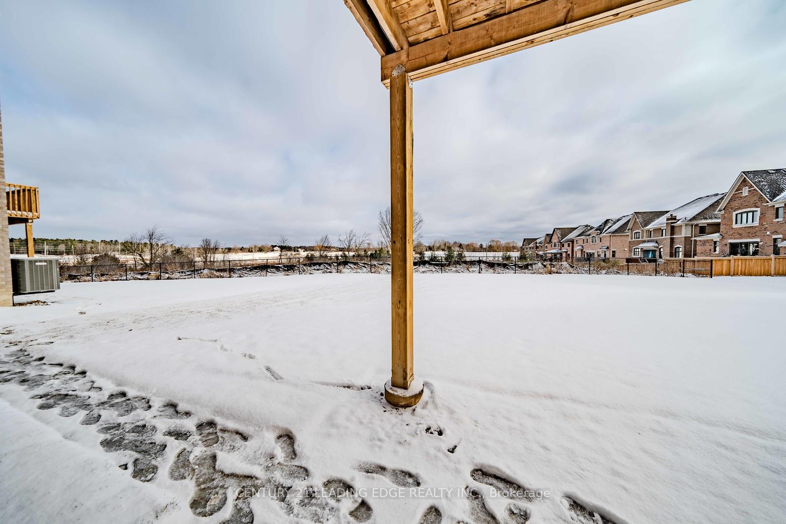 Photo 21 of 523 Kleinburg Summit Way, Vaughan, Kleinburg — HOMEH
