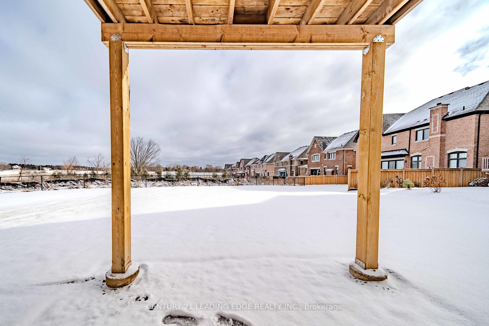 Photo 23 of 523 Kleinburg Summit Way, Vaughan, Kleinburg — HOMEH