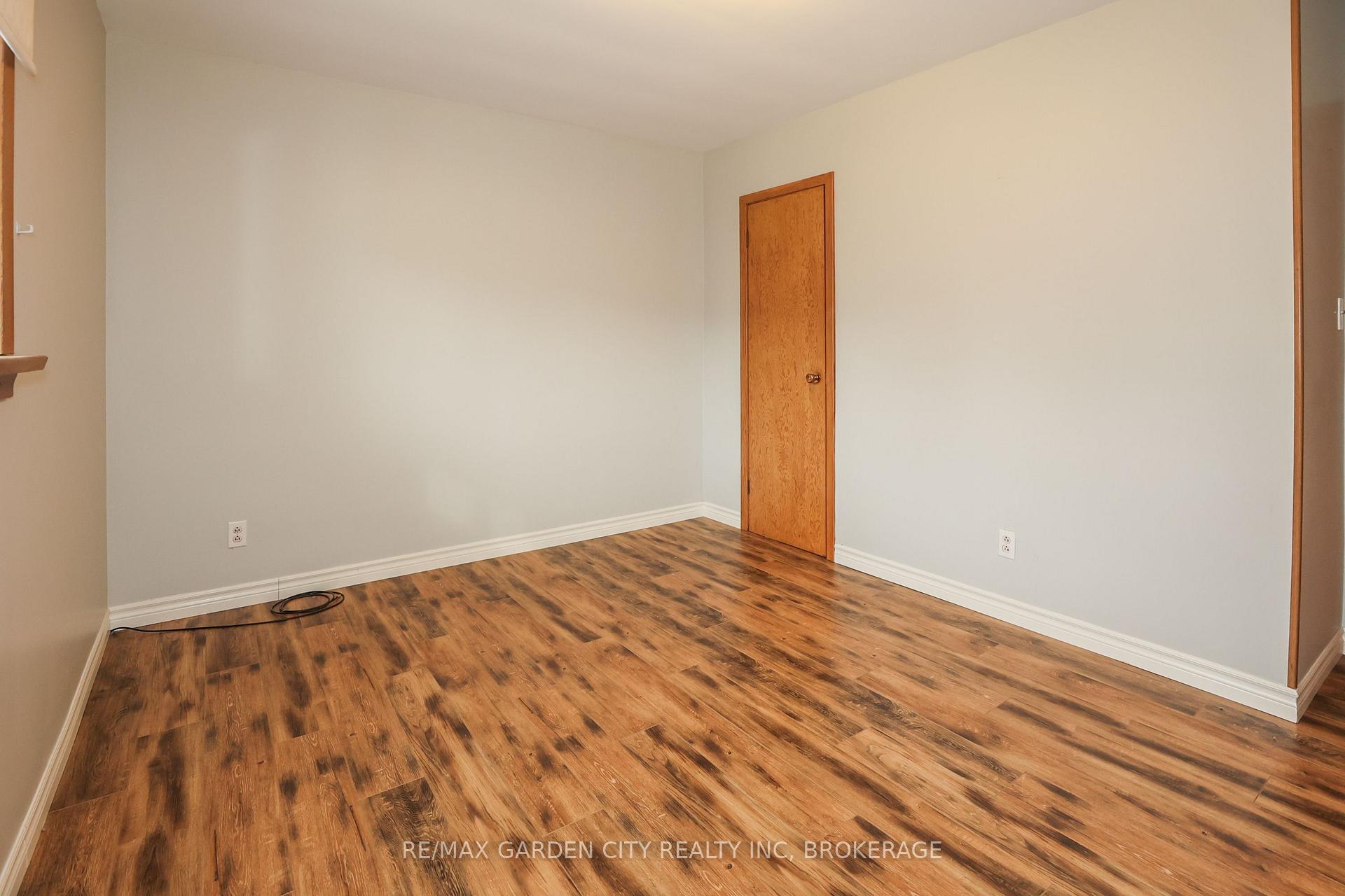 Photo 19 of 32 Sauer Avenue, Welland, Lincoln/Crowland — HOMEH