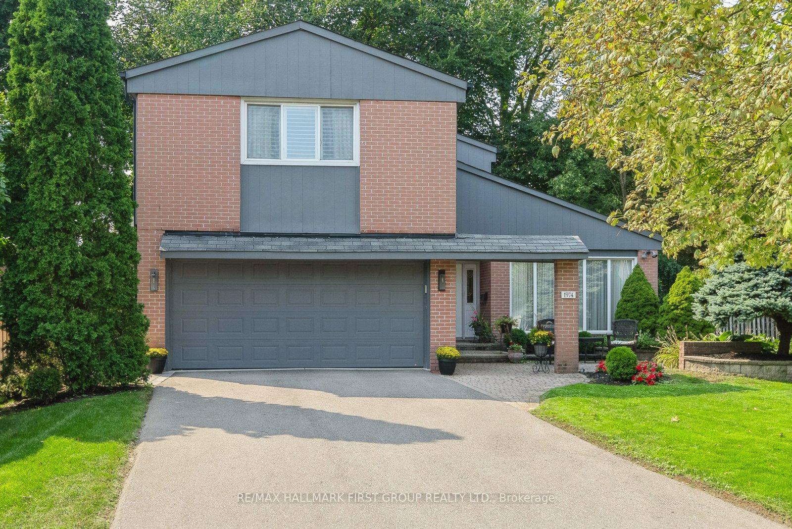 Photo 1 of 1974 Spruce Hill Road, Pickering, Dunbarton — HOMEH