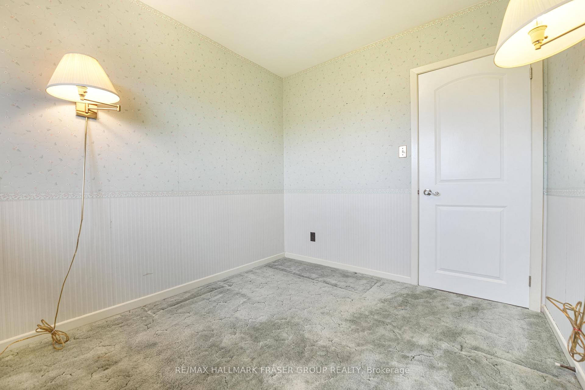Photo 17 of 1014 Walton Boulevard, Whitby, Williamsburg — HOMEH