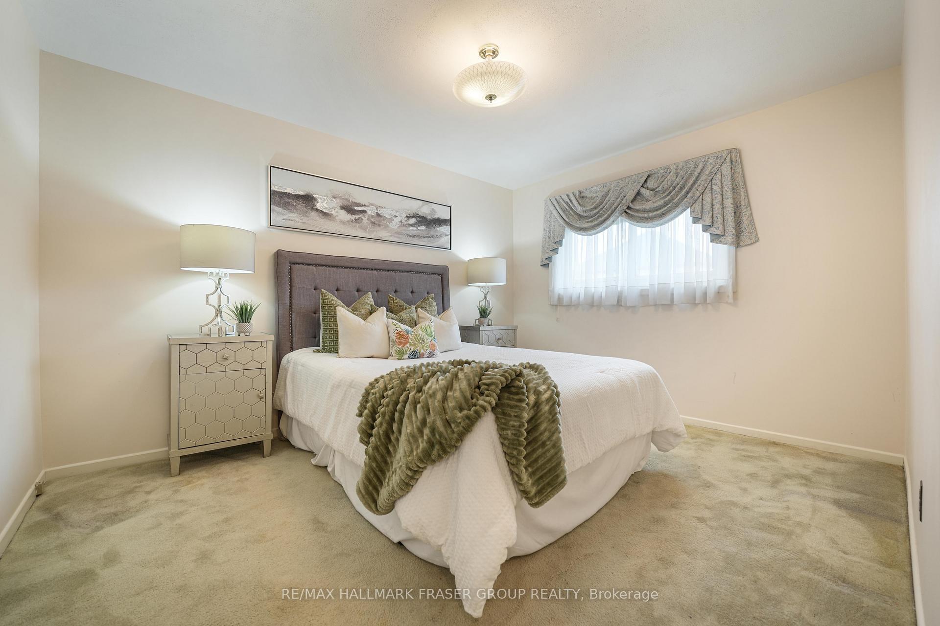 Photo 22 of 1014 Walton Boulevard, Whitby, Williamsburg — HOMEH