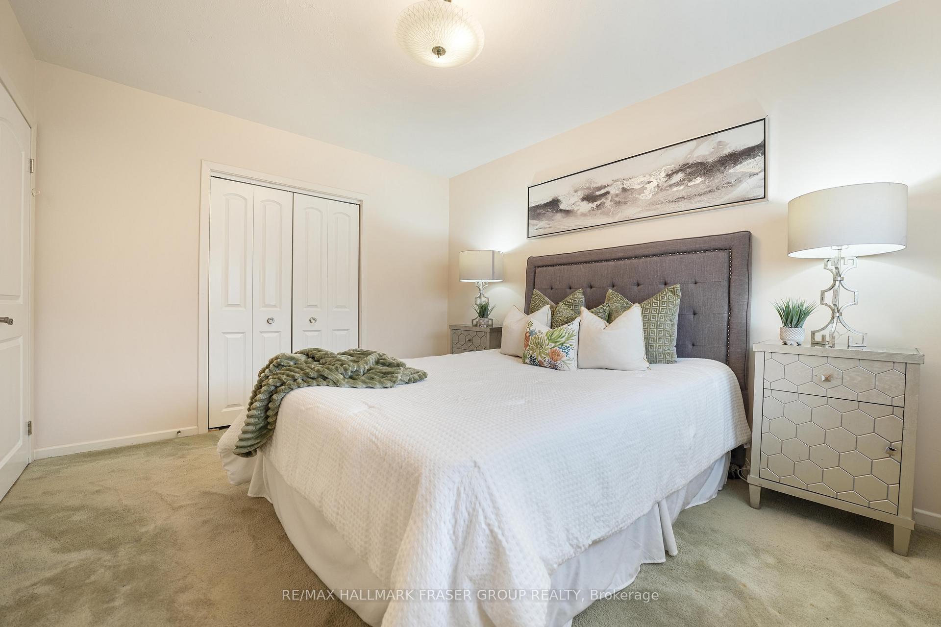 Photo 23 of 1014 Walton Boulevard, Whitby, Williamsburg — HOMEH