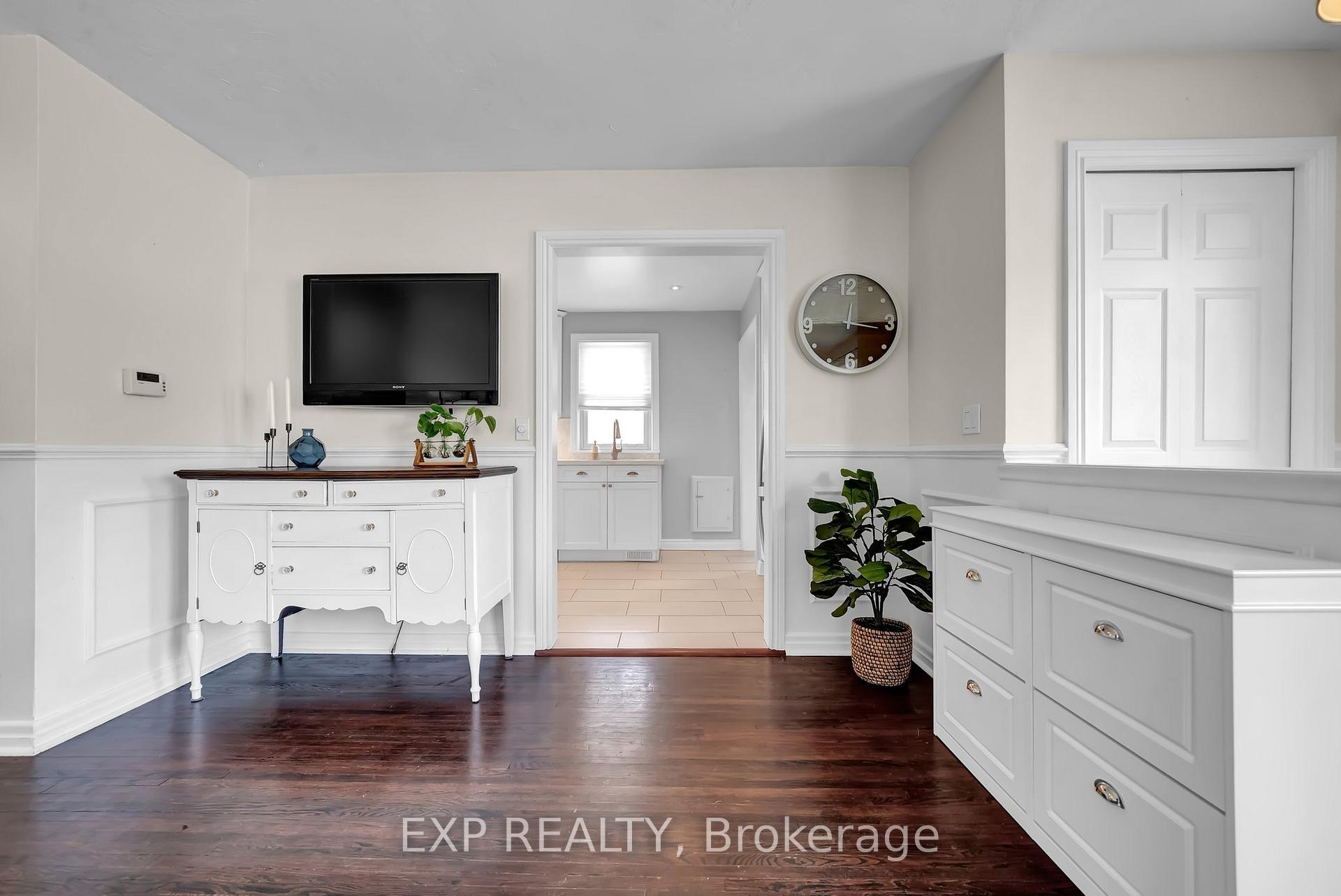 Photo 8 of 449 Emerald Avenue, Oshawa, Lakeview — HOMEH