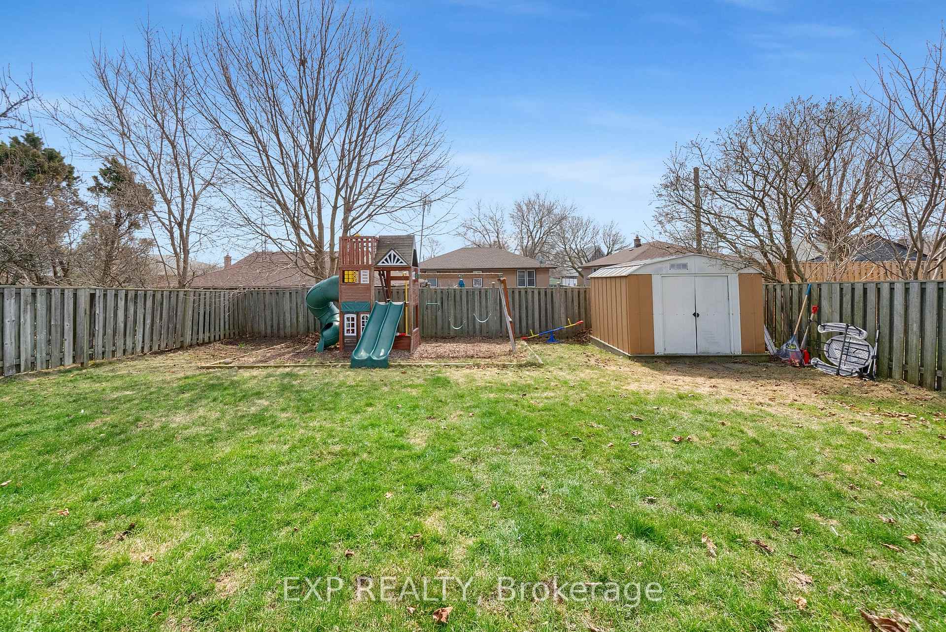 Photo 40 of 449 Emerald Avenue, Oshawa, Lakeview — HOMEH