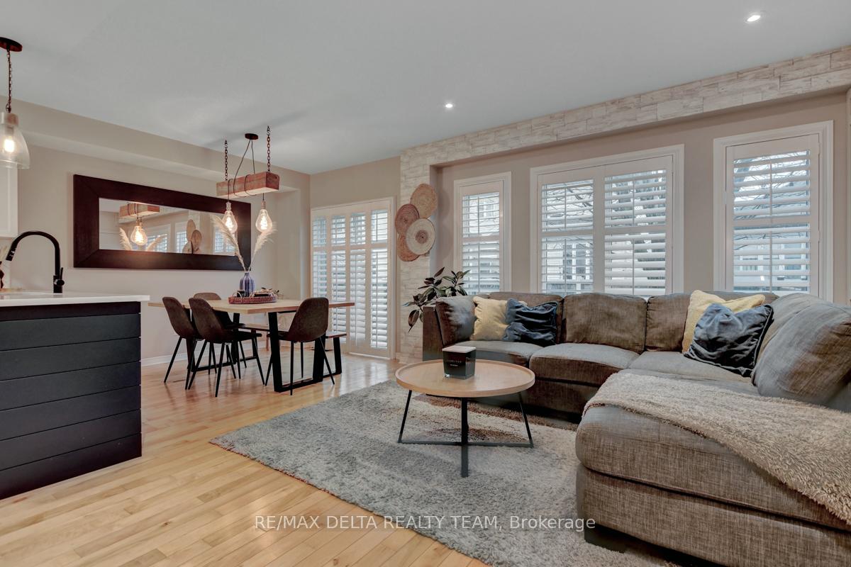 Photo 6 of 167 Destiny, Ottawa, Fallingbrook/Gardenway South — HOMEH