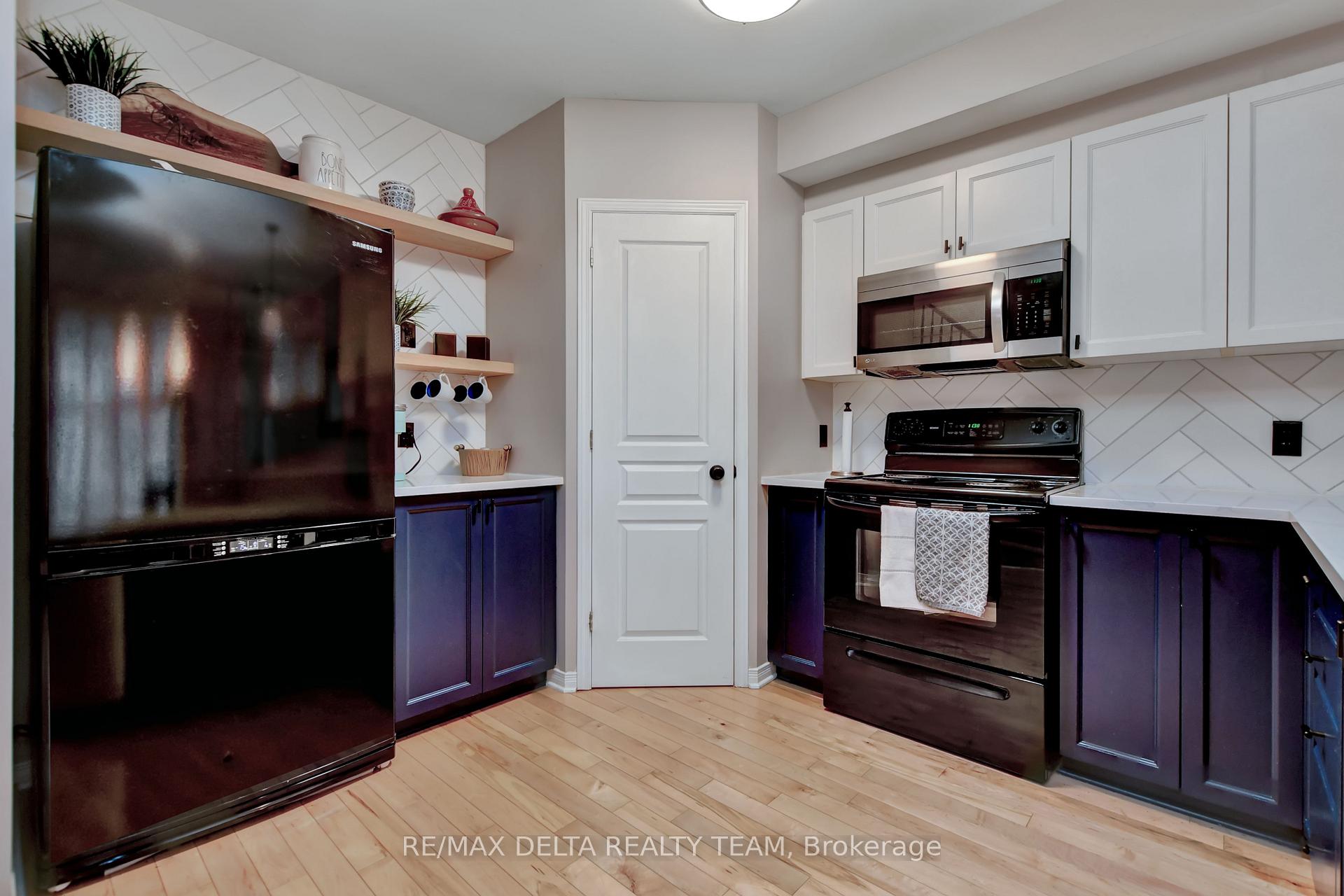 Photo 14 of 167 Destiny, Ottawa, Fallingbrook/Gardenway South — HOMEH