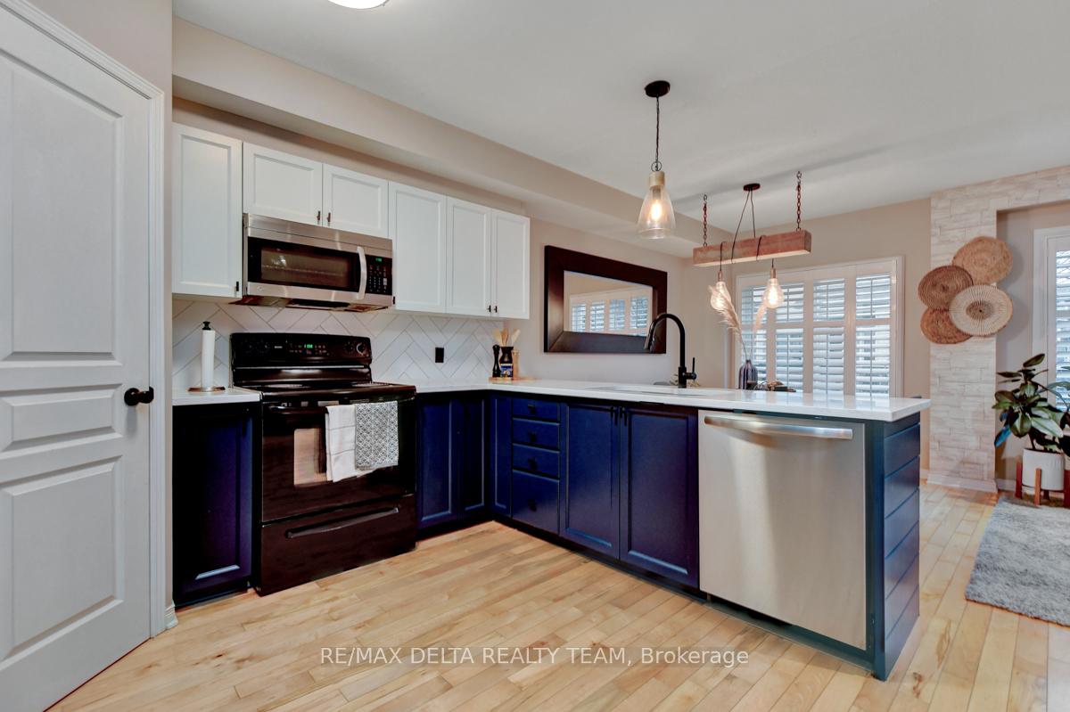Photo 15 of 167 Destiny, Ottawa, Fallingbrook/Gardenway South — HOMEH