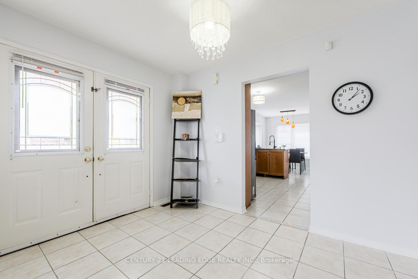 Photo 12 of 2 Odessa Crescent, Whitby, Rolling Acres — HOMEH