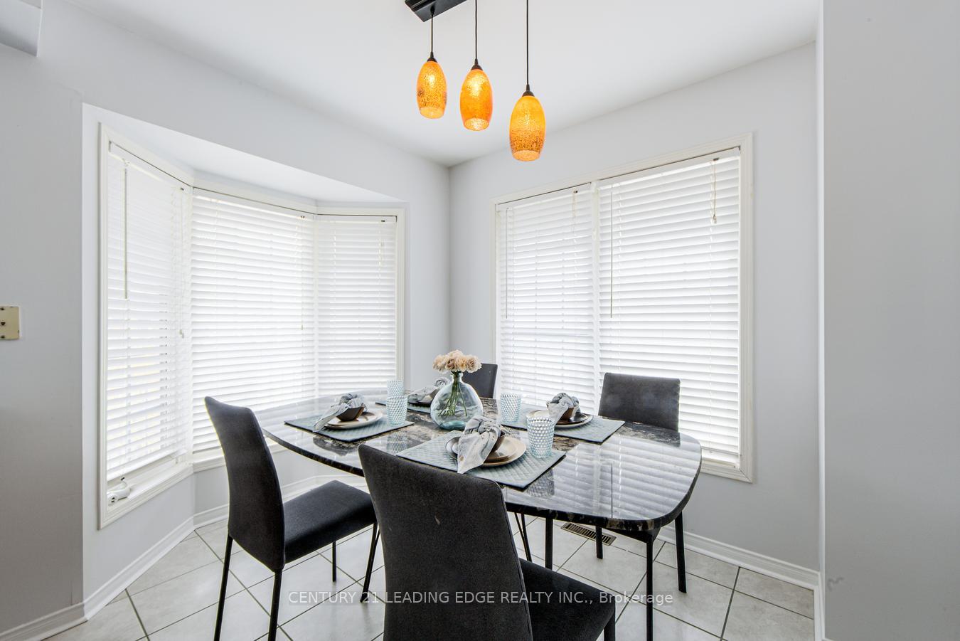 Photo 14 of 2 Odessa Crescent, Whitby, Rolling Acres — HOMEH