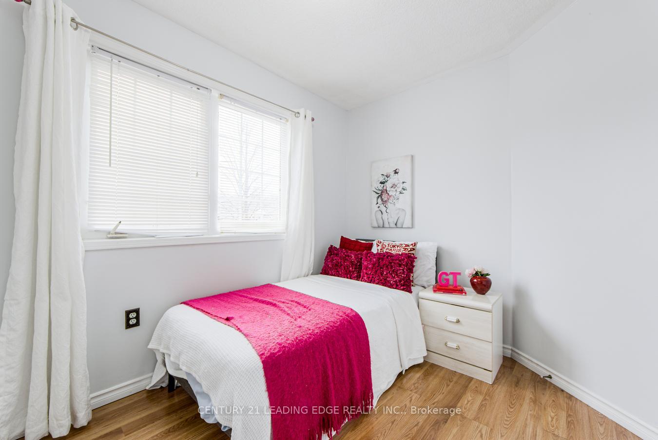Photo 24 of 2 Odessa Crescent, Whitby, Rolling Acres — HOMEH