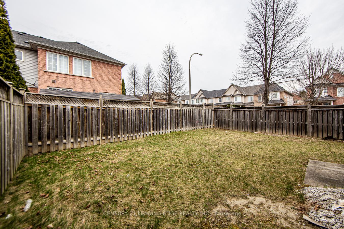 Photo 37 of 2 Odessa Crescent, Whitby, Rolling Acres — HOMEH
