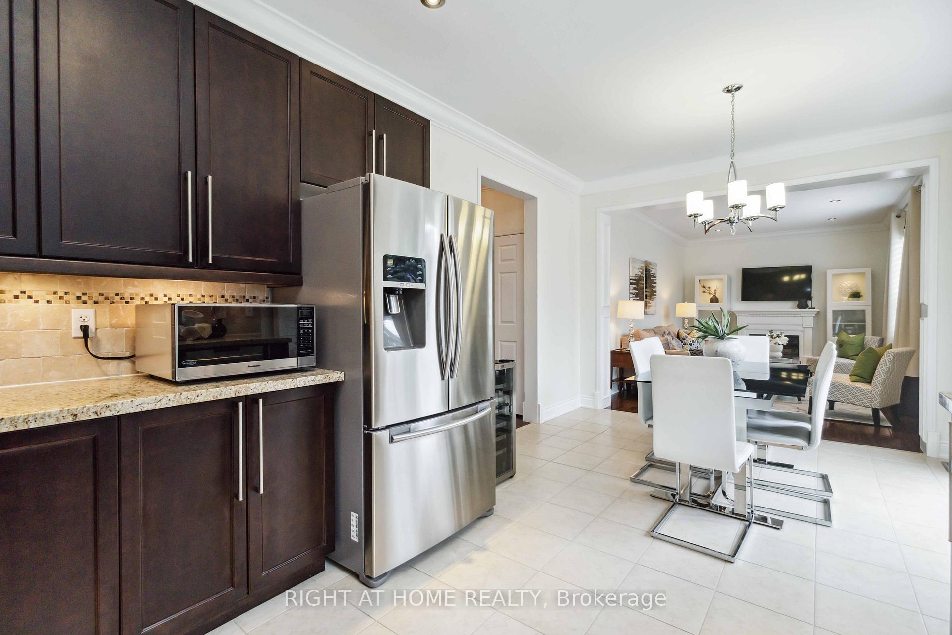 Photo 20 of 56 Northern Dancer Drive, Oshawa, Windfields — HOMEH