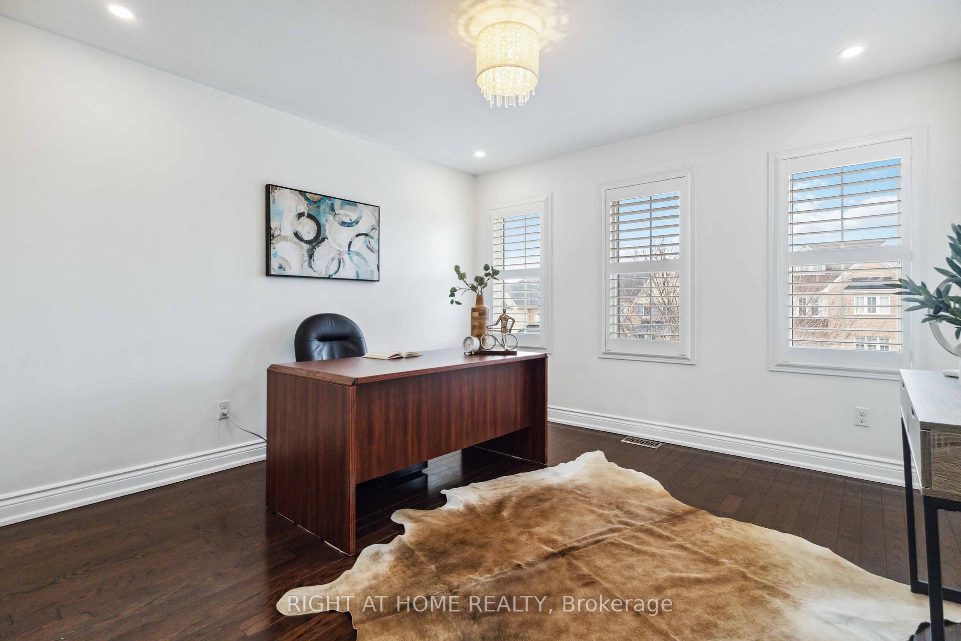 Photo 34 of 56 Northern Dancer Drive, Oshawa, Windfields — HOMEH