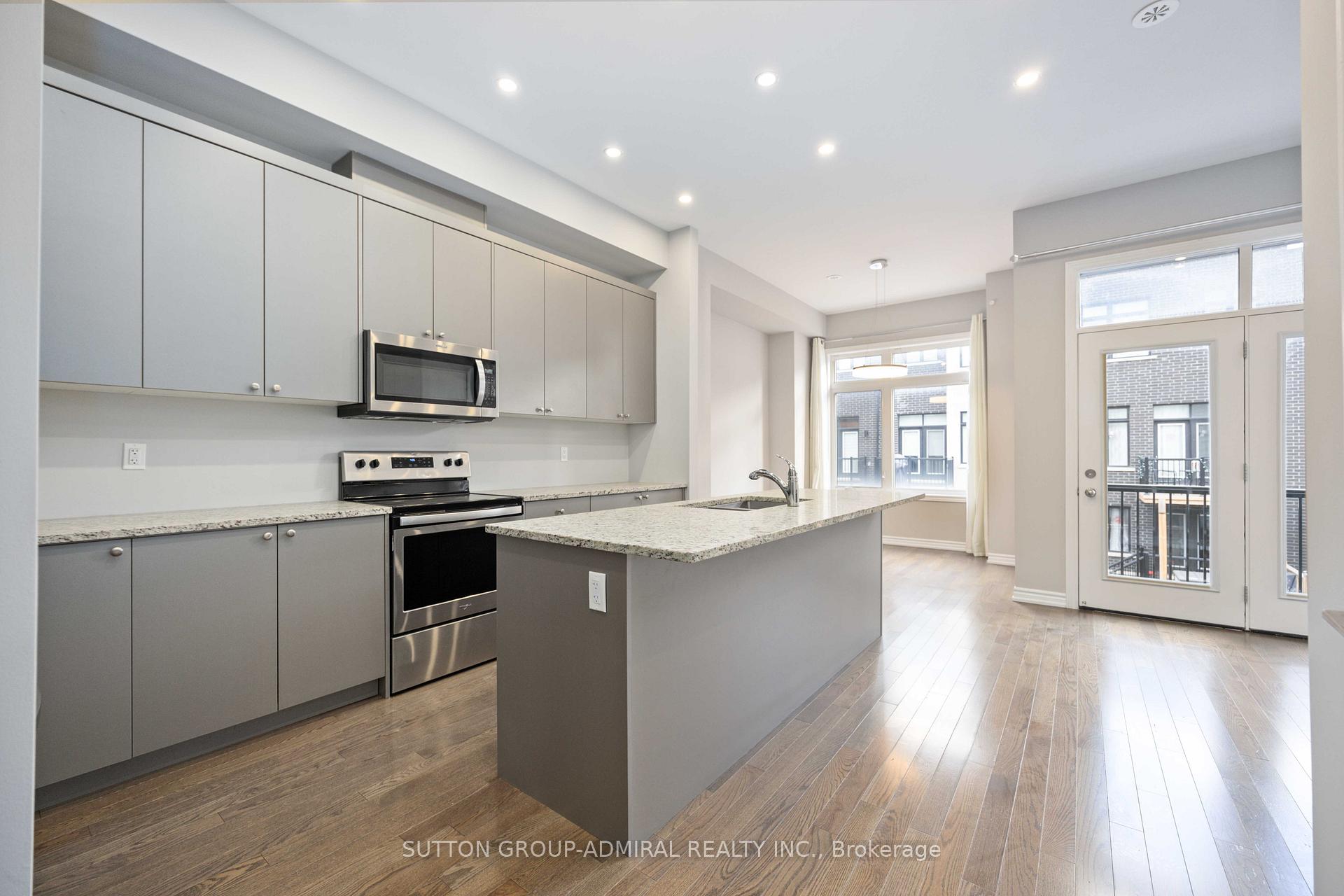 Photo 8 of 207 Lebovic Campus Drive, Vaughan, Patterson — HOMEH