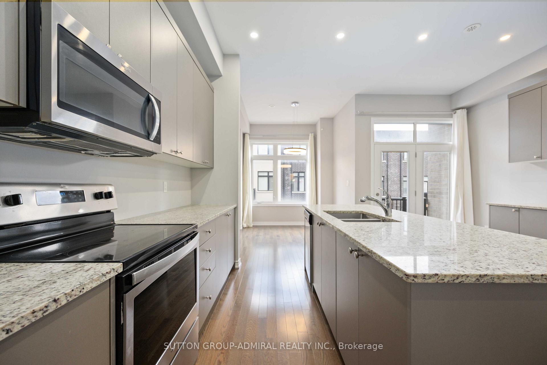 Photo 9 of 207 Lebovic Campus Drive, Vaughan, Patterson — HOMEH