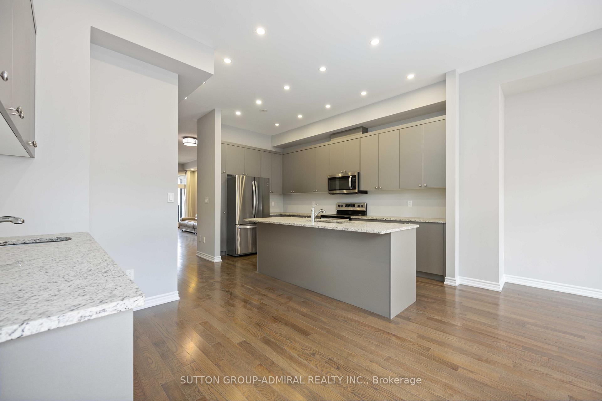 Photo 11 of 207 Lebovic Campus Drive, Vaughan, Patterson — HOMEH