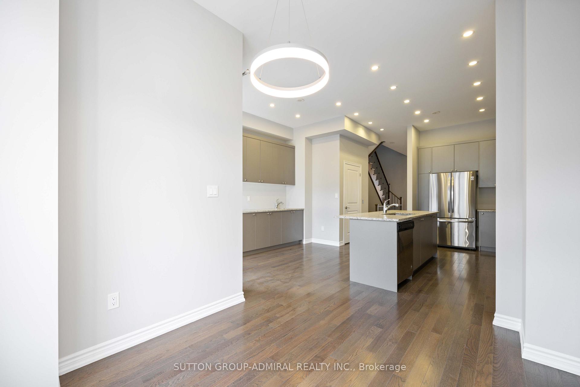 Photo 14 of 207 Lebovic Campus Drive, Vaughan, Patterson — HOMEH