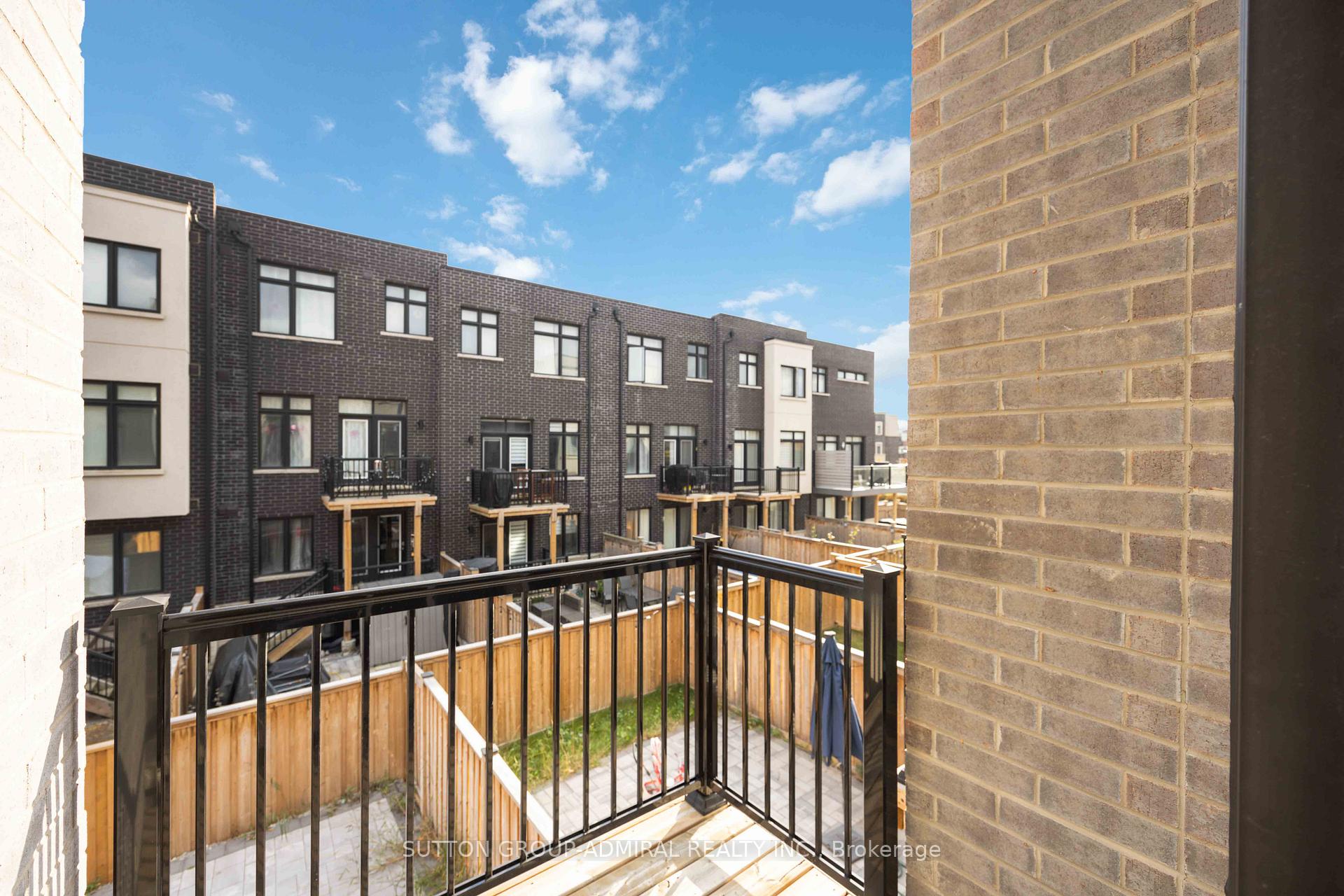 Photo 28 of 207 Lebovic Campus Drive, Vaughan, Patterson — HOMEH