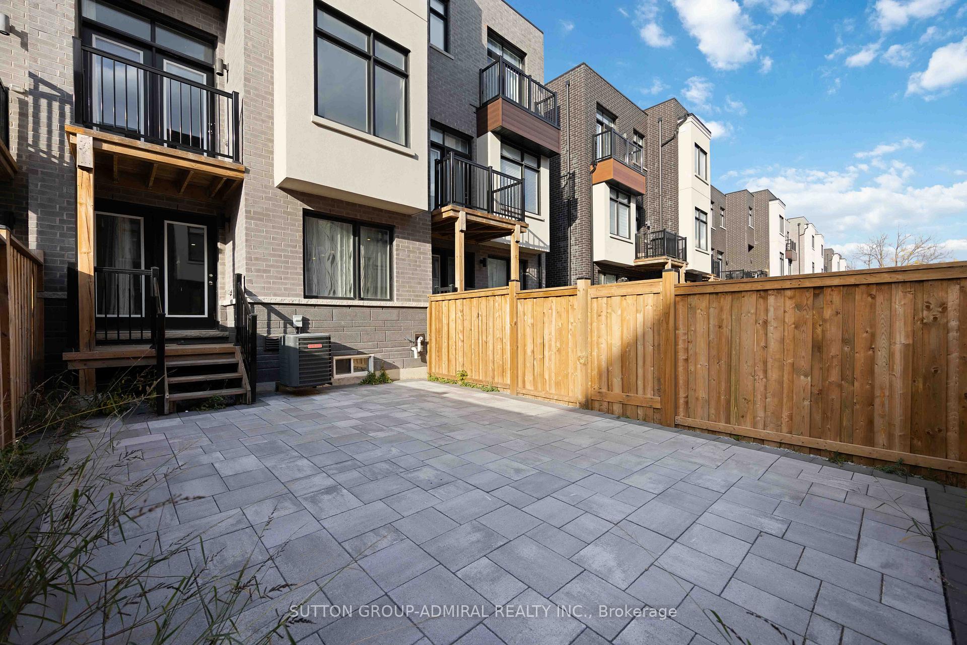 Photo 30 of 207 Lebovic Campus Drive, Vaughan, Patterson — HOMEH