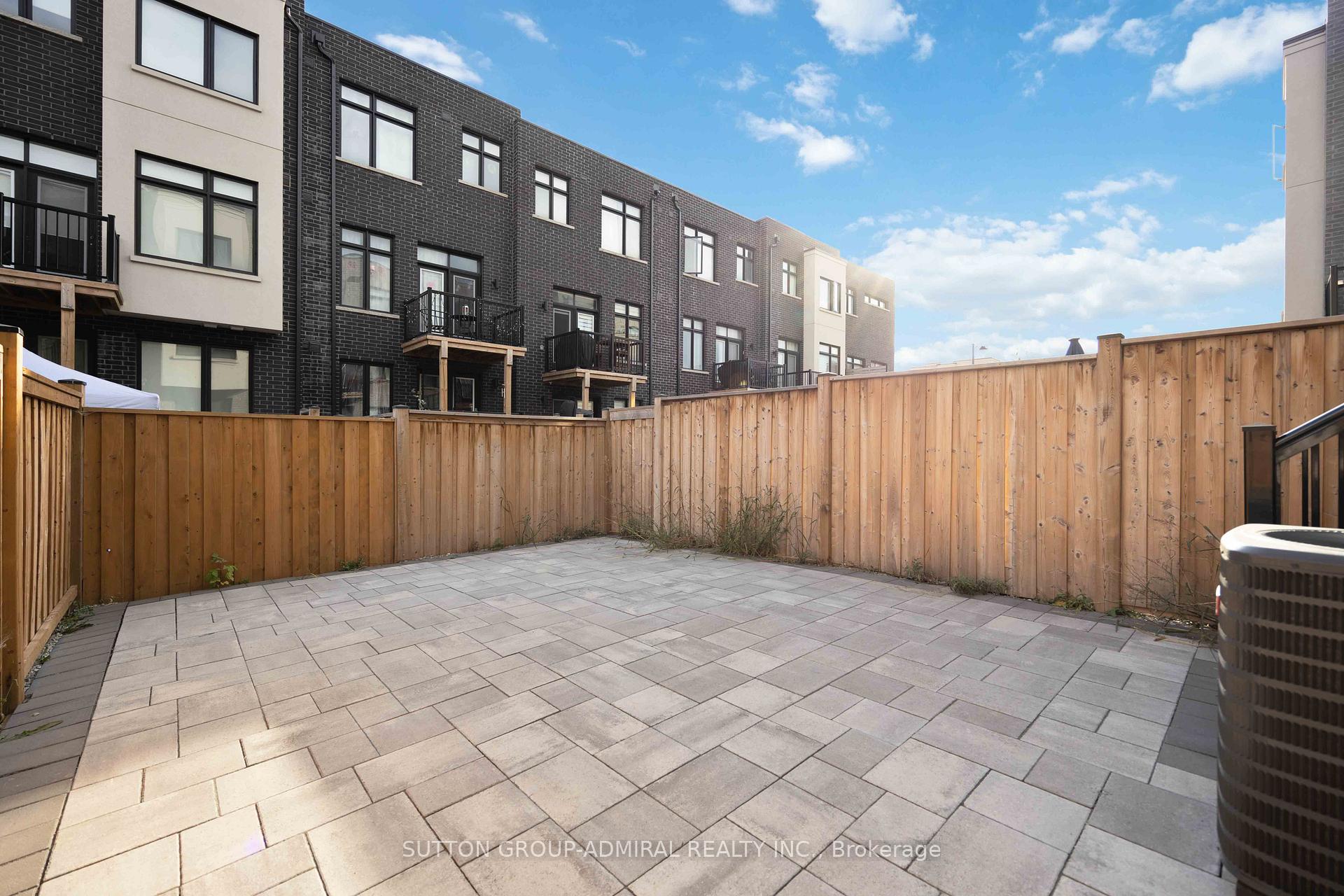 Photo 32 of 207 Lebovic Campus Drive, Vaughan, Patterson — HOMEH