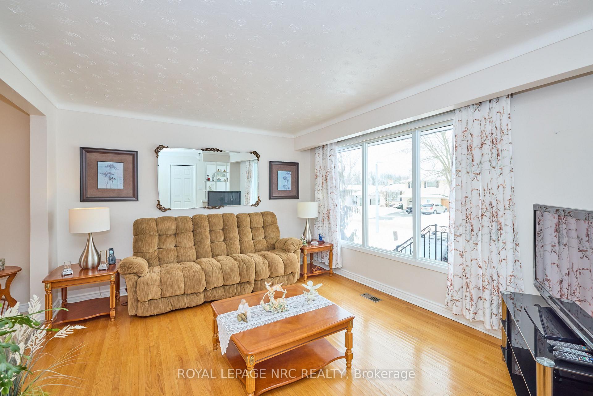 Photo 6 of 72 Endicott Terrace, Welland, Prince Charles — HOMEH
