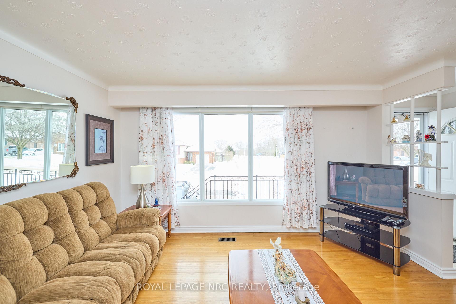 Photo 9 of 72 Endicott Terrace, Welland, Prince Charles — HOMEH