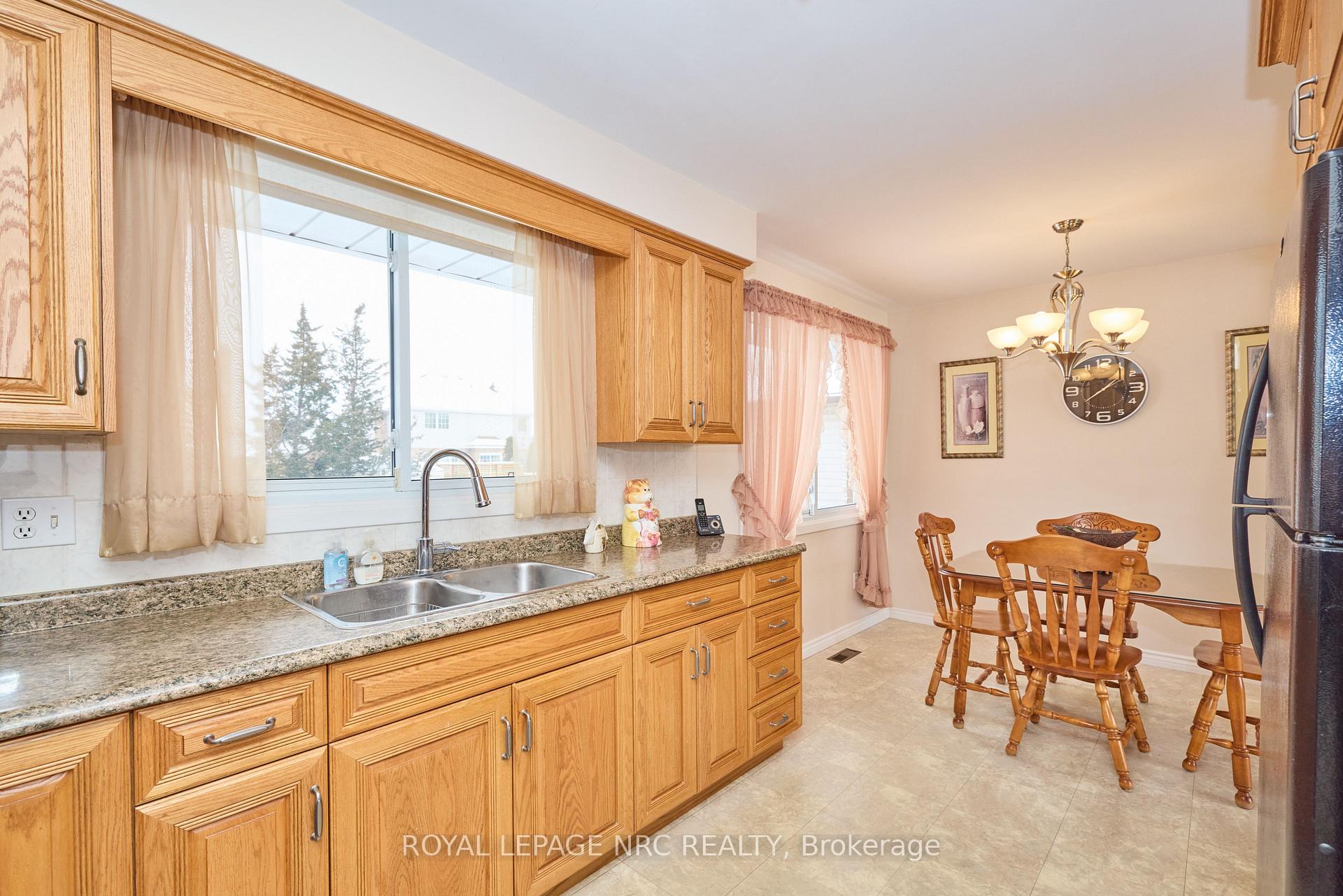 Photo 12 of 72 Endicott Terrace, Welland, Prince Charles — HOMEH