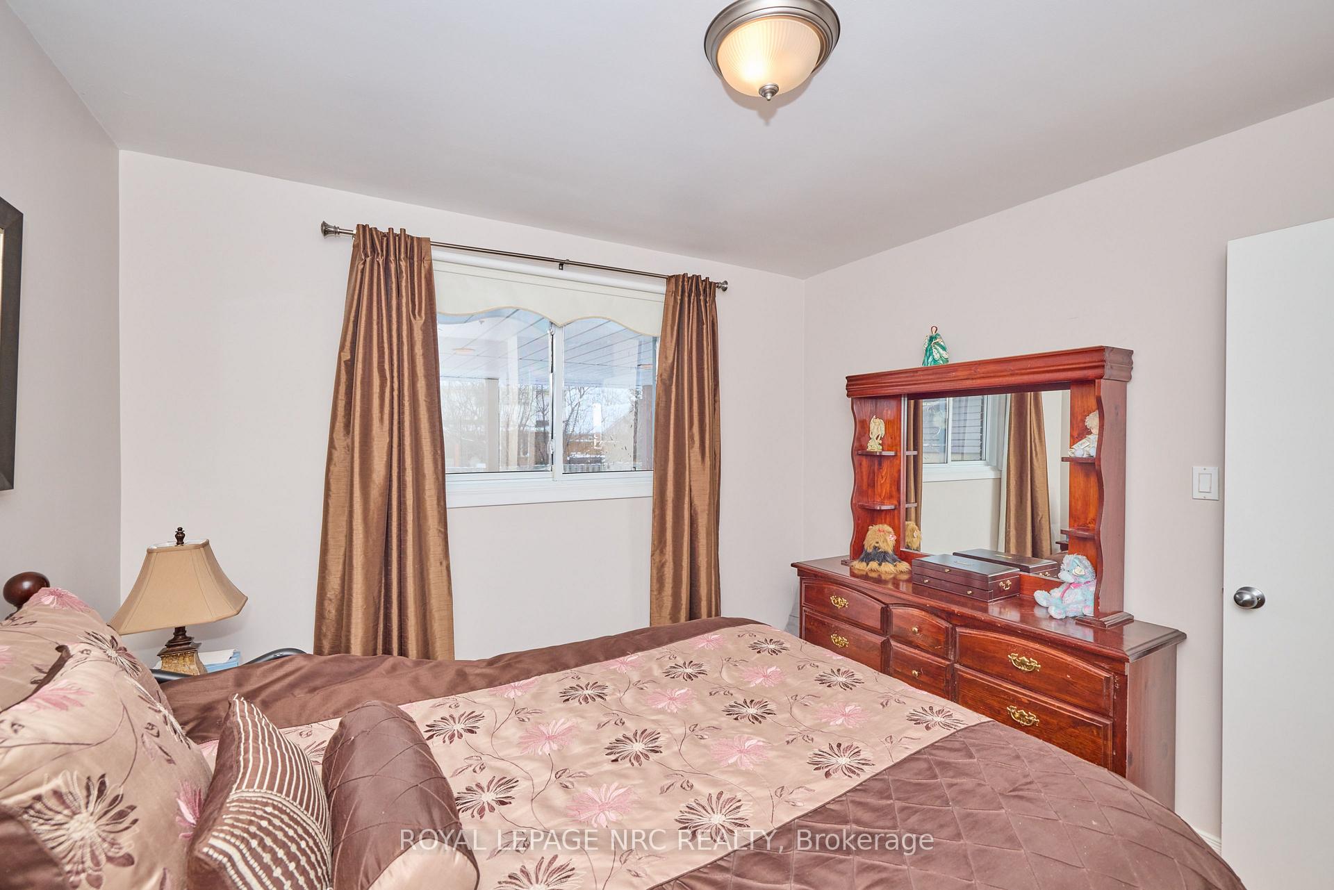 Photo 21 of 72 Endicott Terrace, Welland, Prince Charles — HOMEH