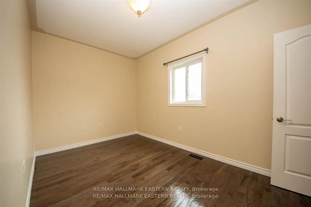 Photo 17 of 1568 Ireland Drive, Peterborough, Monaghan Ward 2 — HOMEH