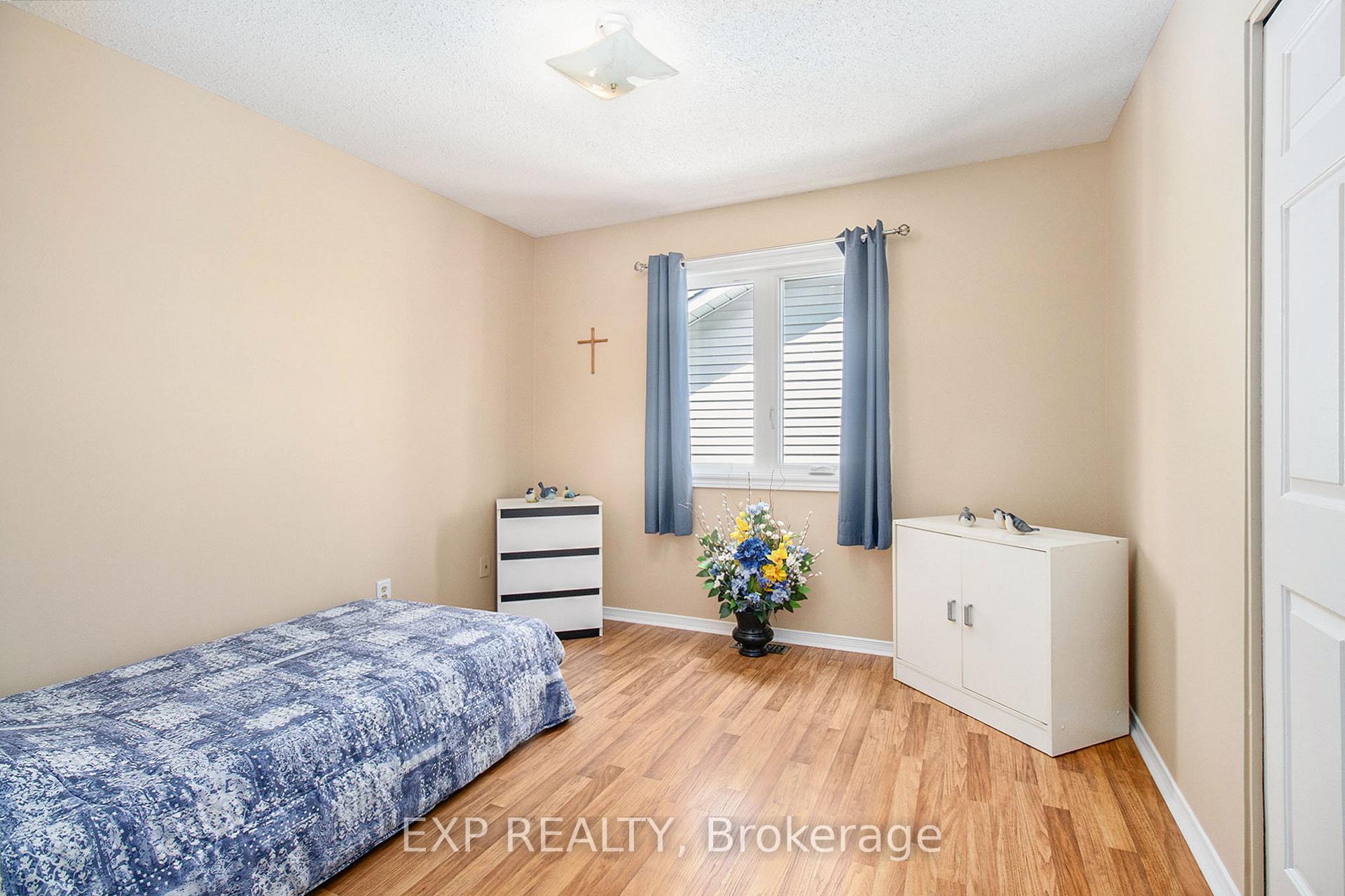 Photo 21 of 639 Wilkie Drive, Ottawa, Fallingbrook/Pineridge — HOMEH