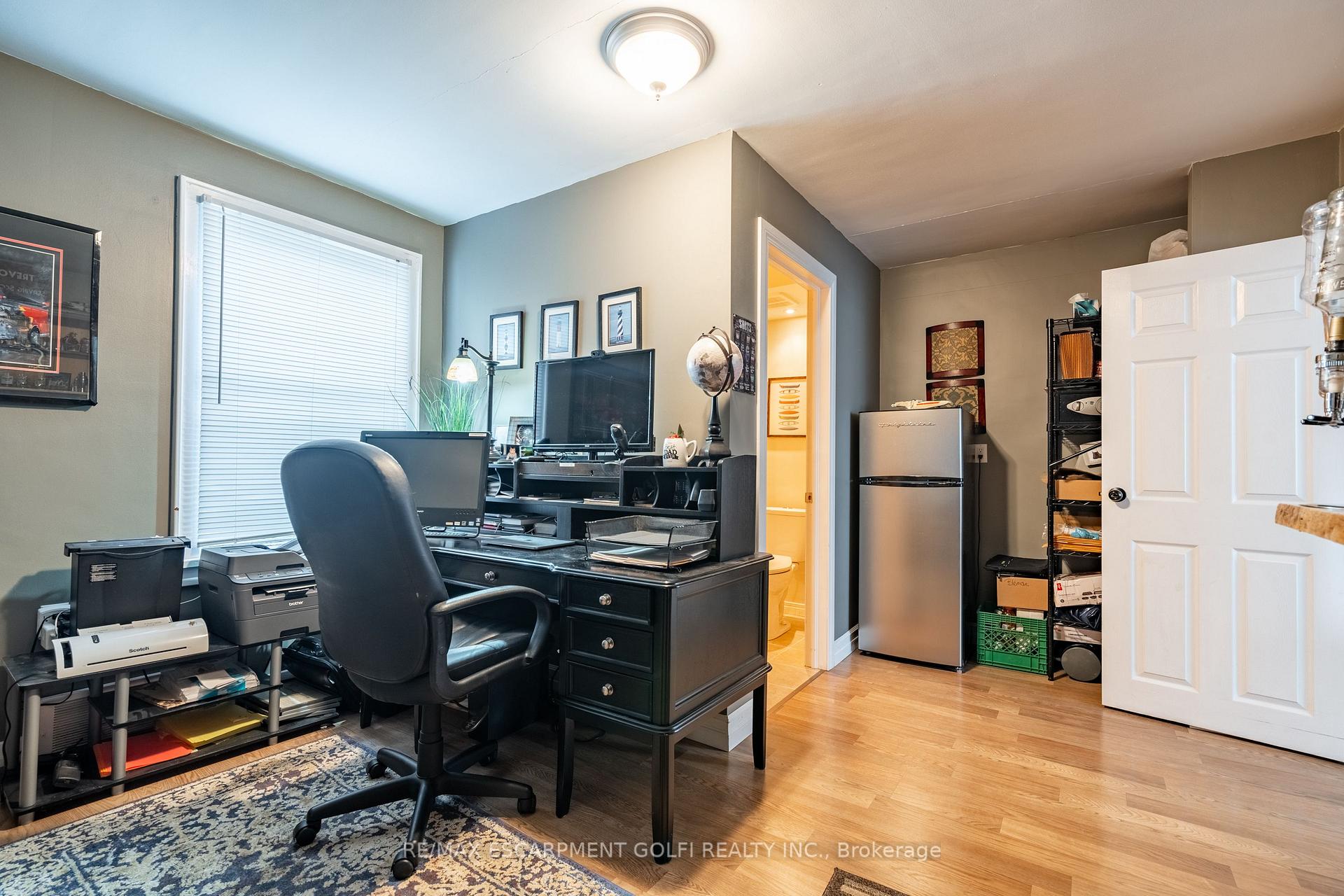 Photo 6 of 202 Ross Street, Welland, Welland Downtown — HOMEH