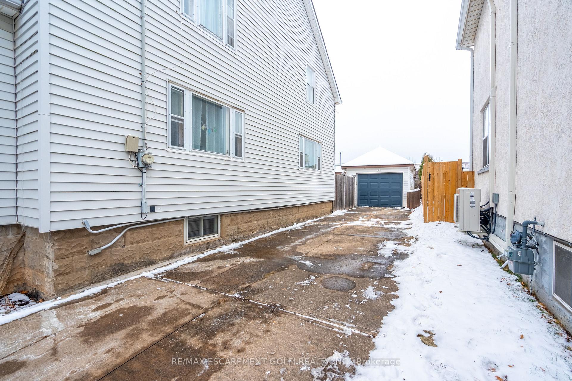 Photo 31 of 202 Ross Street, Welland, Welland Downtown — HOMEH