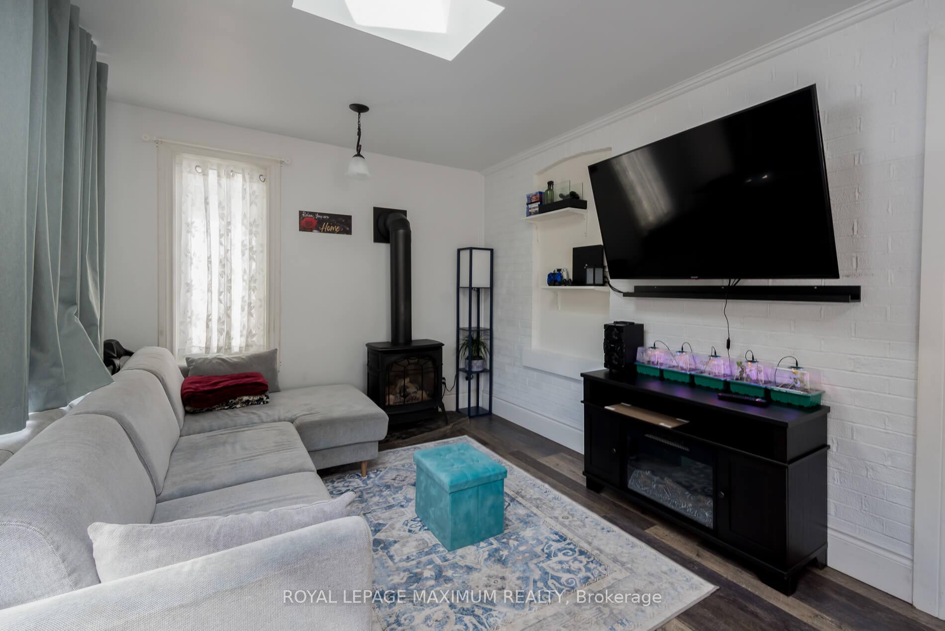 Photo 12 of 35 Ellerby Square N, Vaughan, West Woodbridge — HOMEH