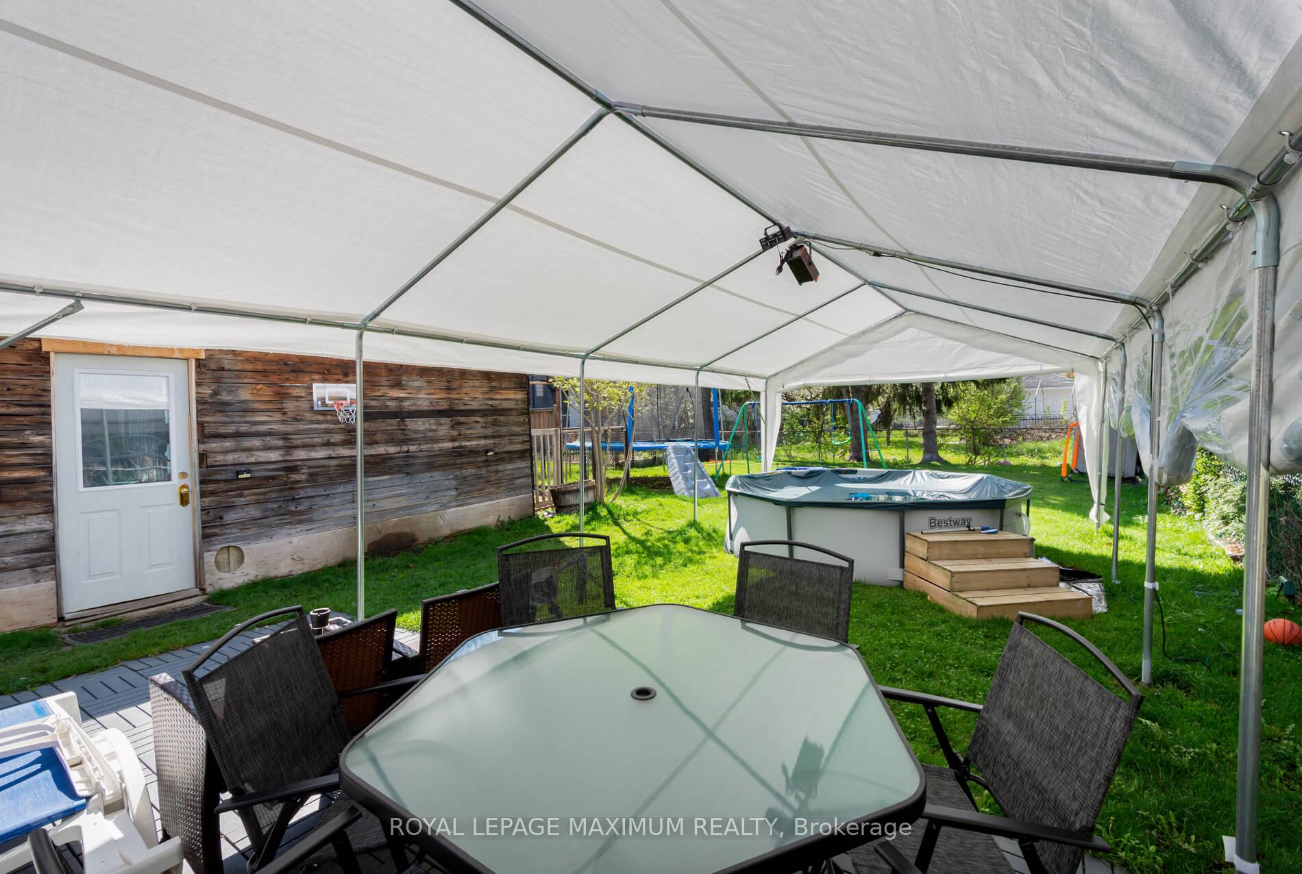 Photo 22 of 35 Ellerby Square N, Vaughan, West Woodbridge — HOMEH