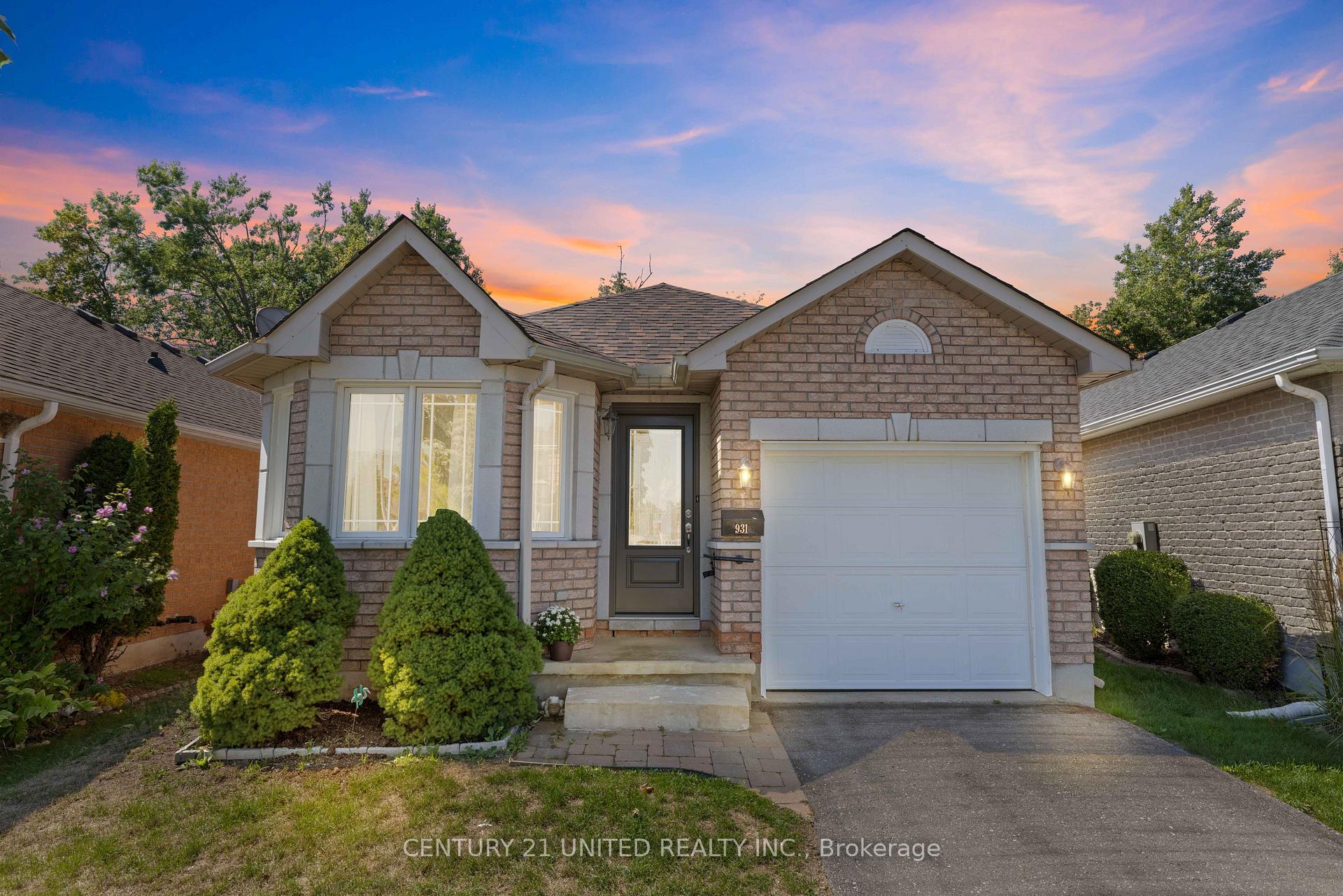 Photo 1 of 931 Ralphson Crescent, Peterborough, Otonabee Ward 1 — HOMEH