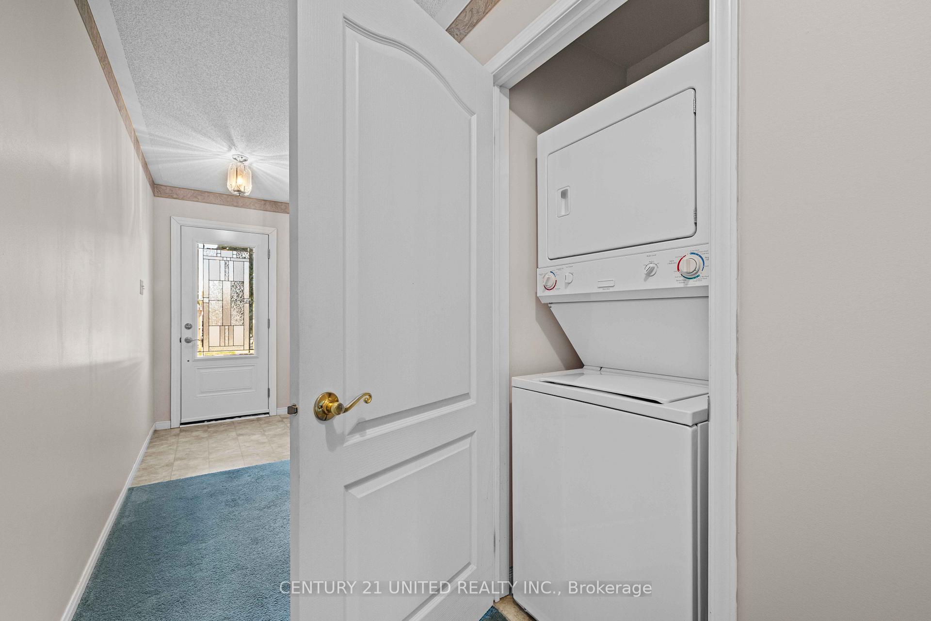 Photo 13 of 931 Ralphson Crescent, Peterborough, Otonabee Ward 1 — HOMEH