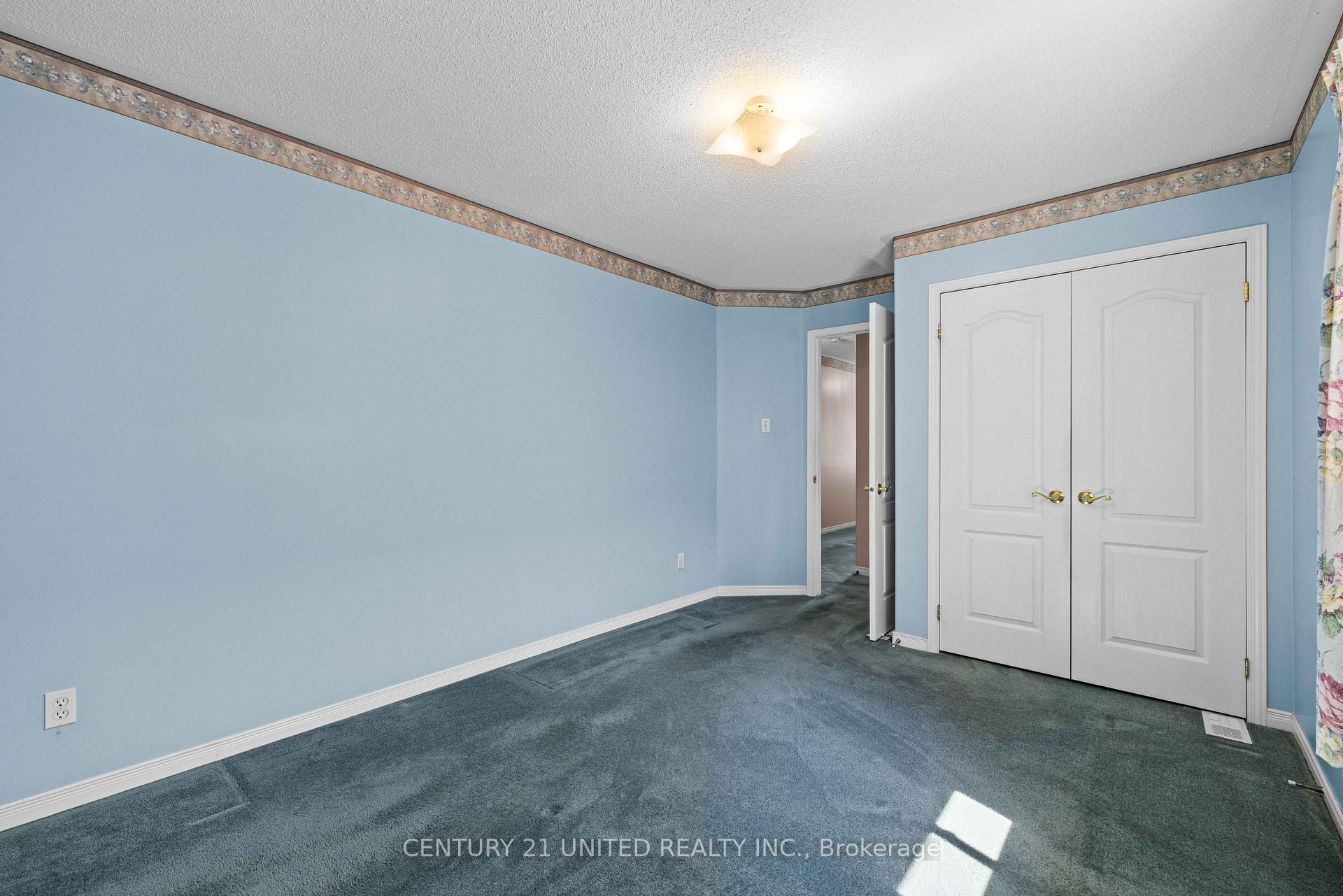 Photo 15 of 931 Ralphson Crescent, Peterborough, Otonabee Ward 1 — HOMEH