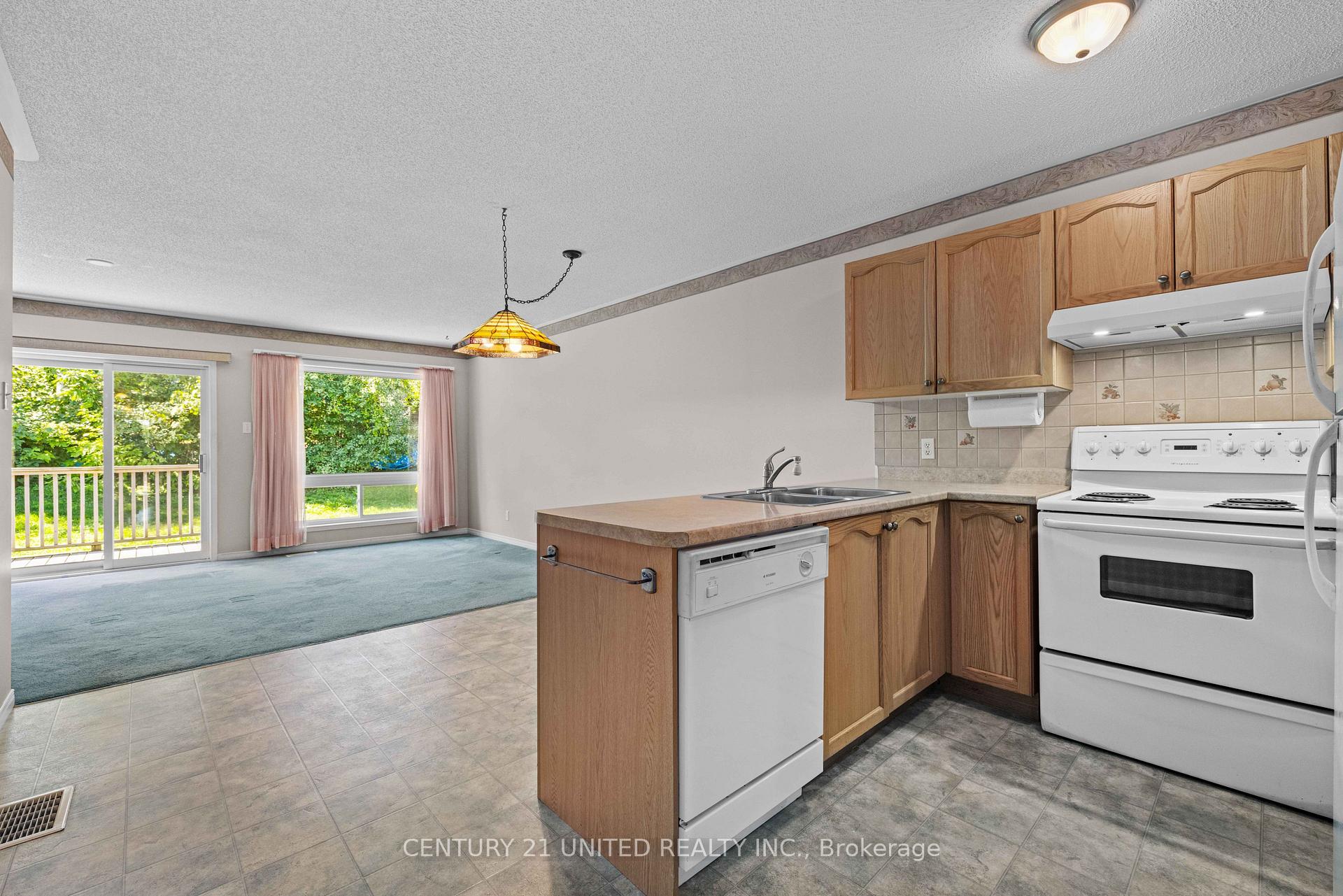 Photo 19 of 931 Ralphson Crescent, Peterborough, Otonabee Ward 1 — HOMEH
