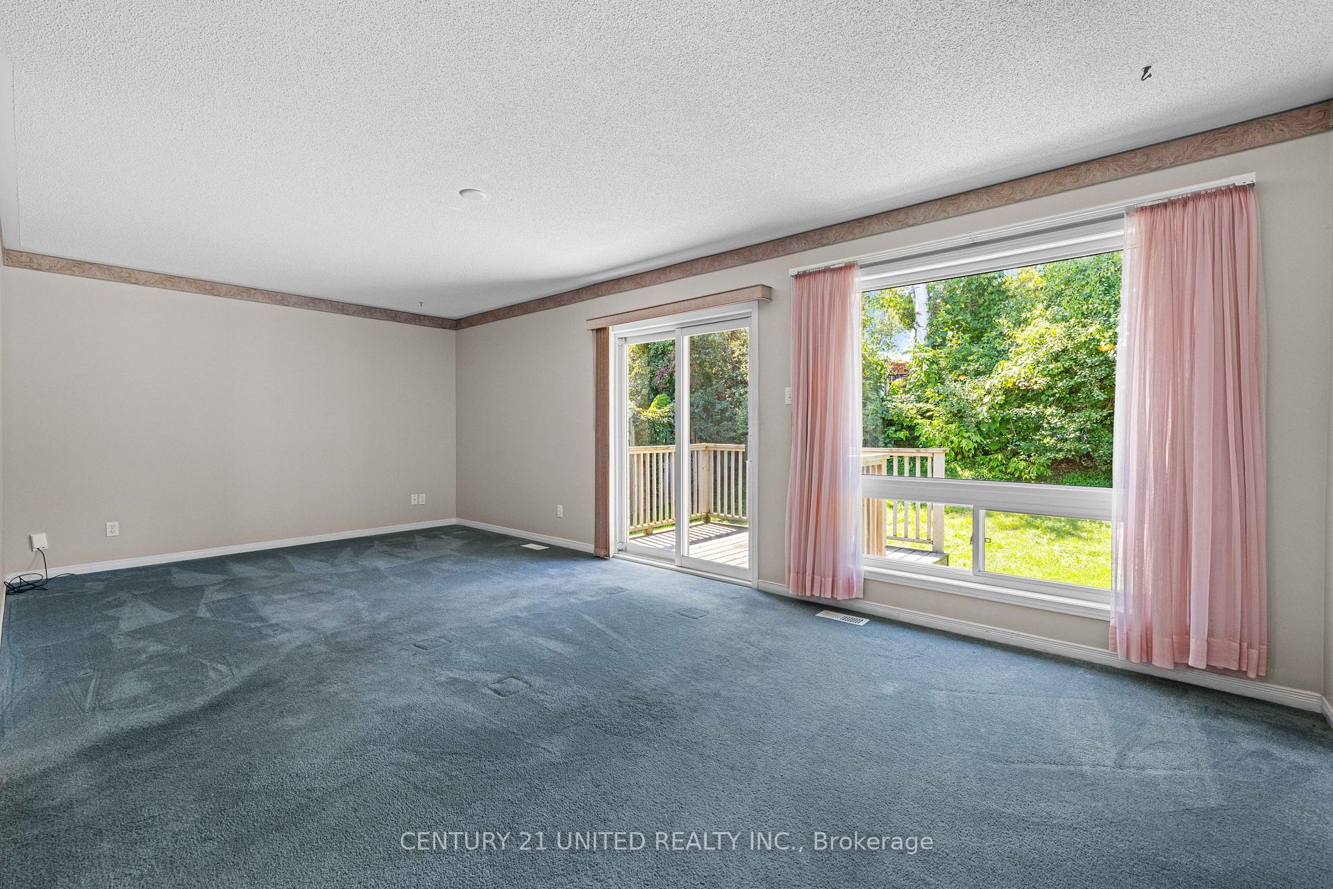 Photo 22 of 931 Ralphson Crescent, Peterborough, Otonabee Ward 1 — HOMEH