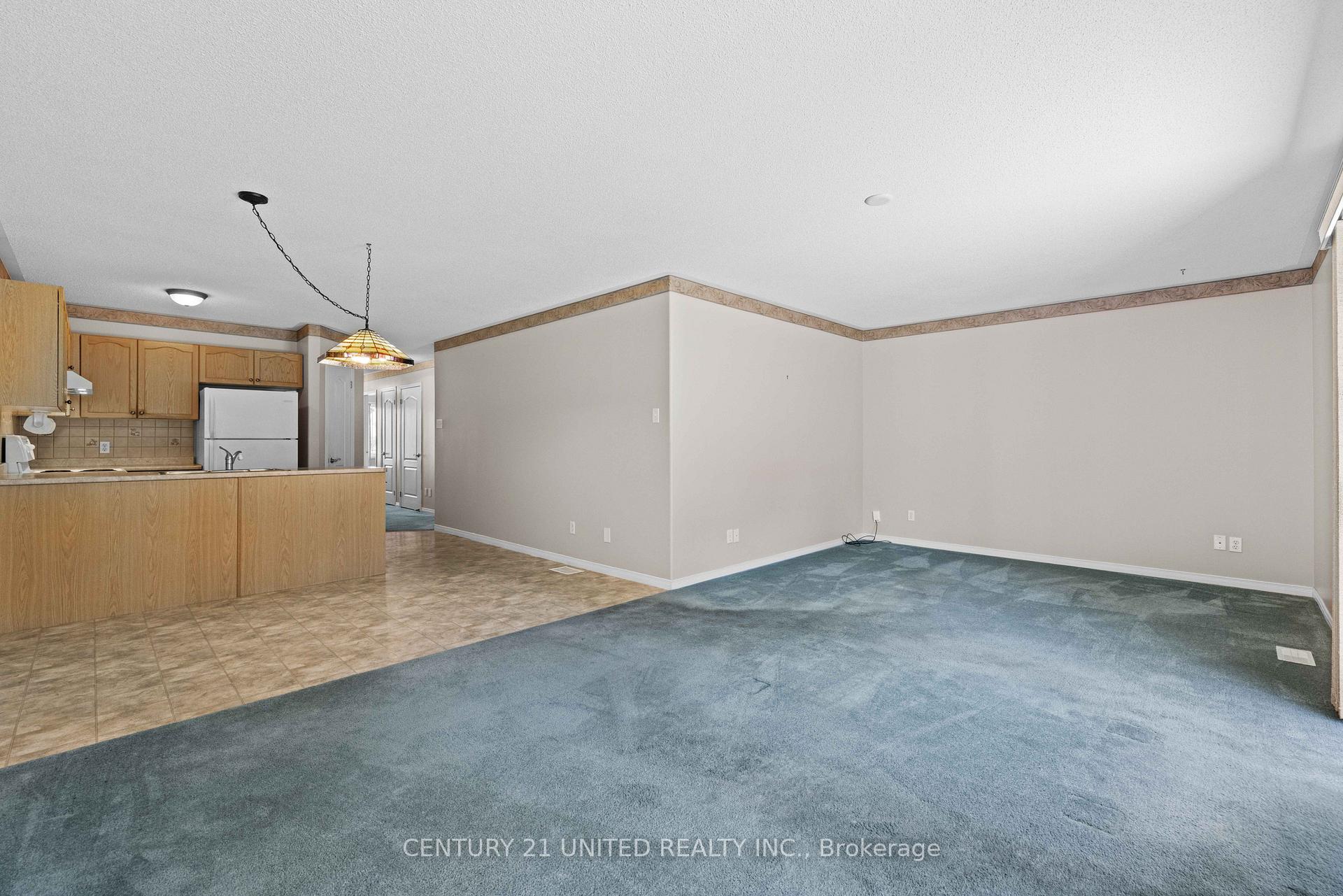 Photo 23 of 931 Ralphson Crescent, Peterborough, Otonabee Ward 1 — HOMEH