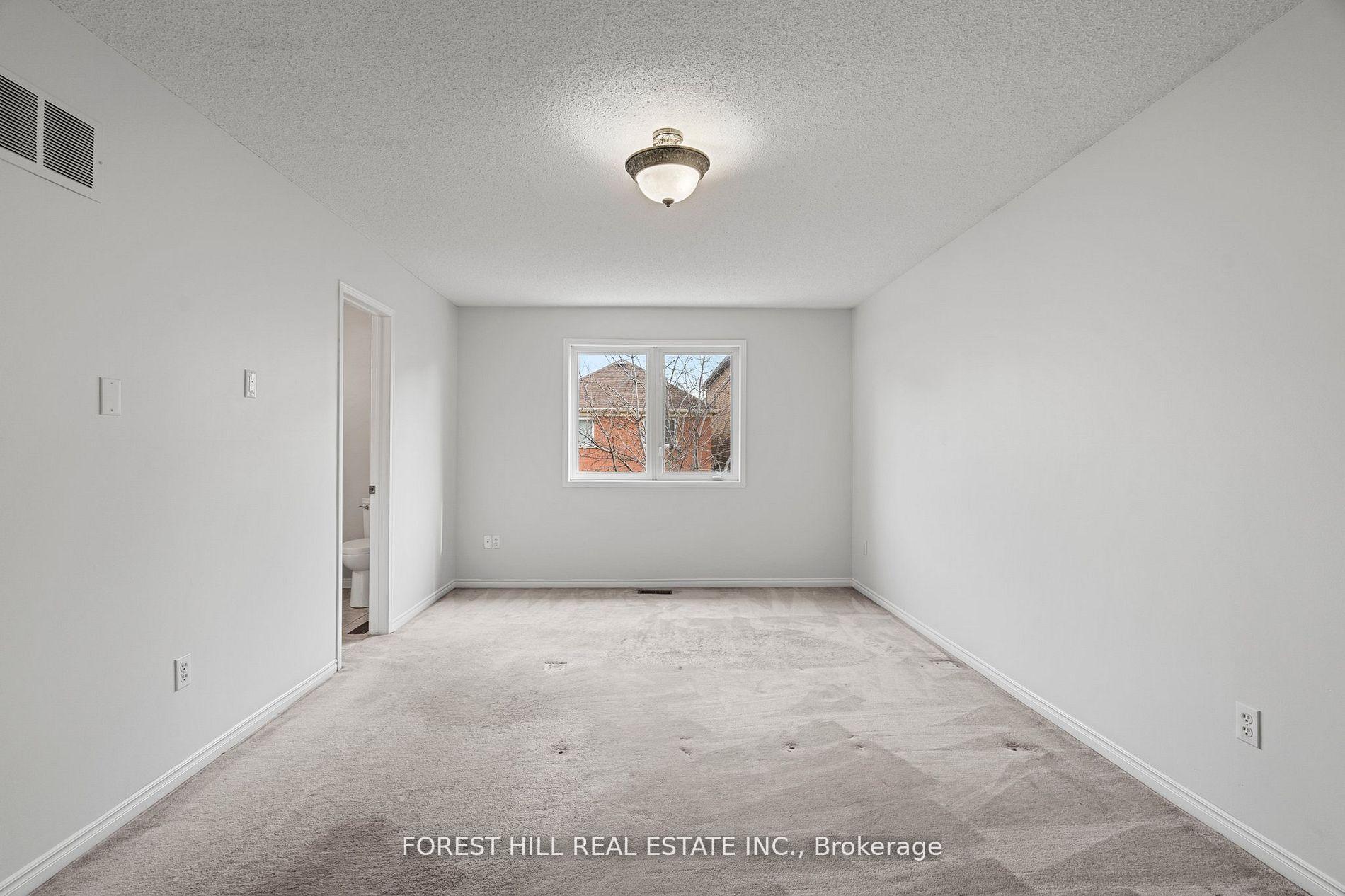 Photo 7 of 35 Timberview Drive, Vaughan, Patterson — HOMEH