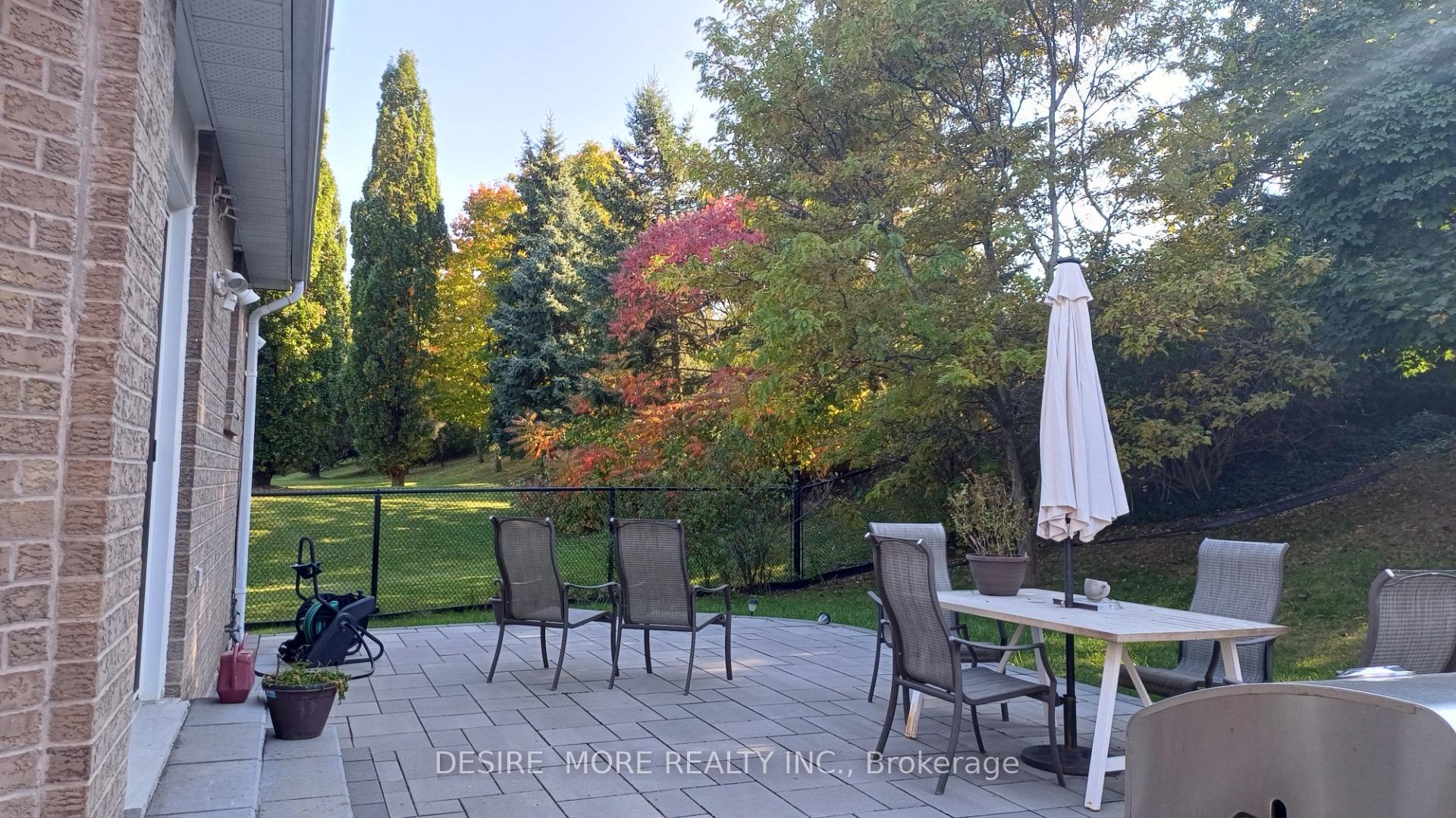 Photo 6 of 56 Tandian Court E, Vaughan, West Woodbridge — HOMEH