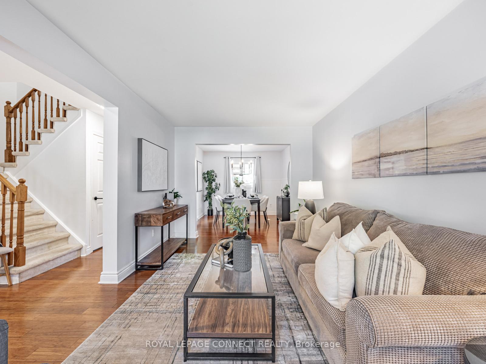 Photo 9 of 44 Regency Crescent, Whitby, Downtown Whitby — HOMEH