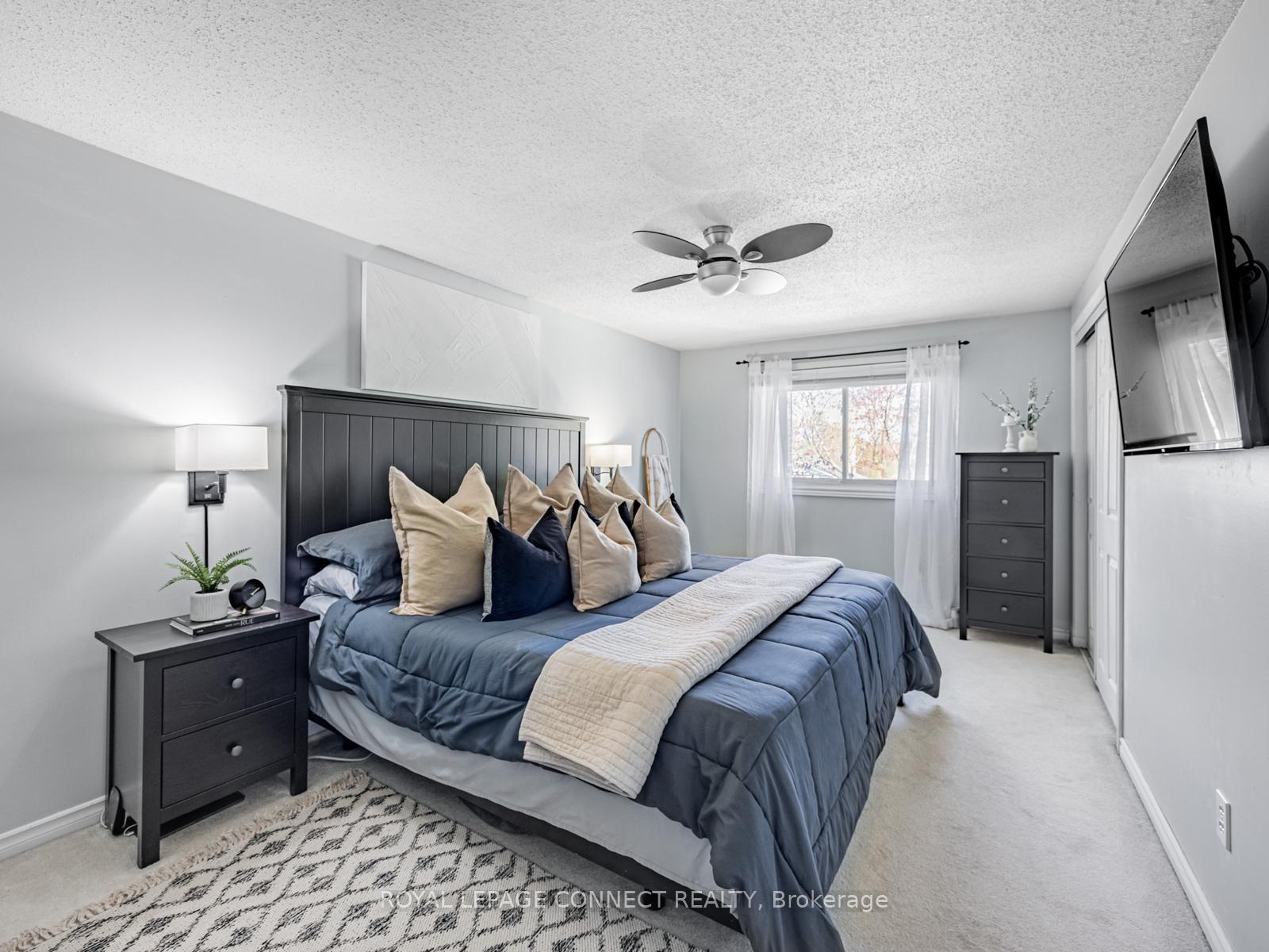 Photo 21 of 44 Regency Crescent, Whitby, Downtown Whitby — HOMEH
