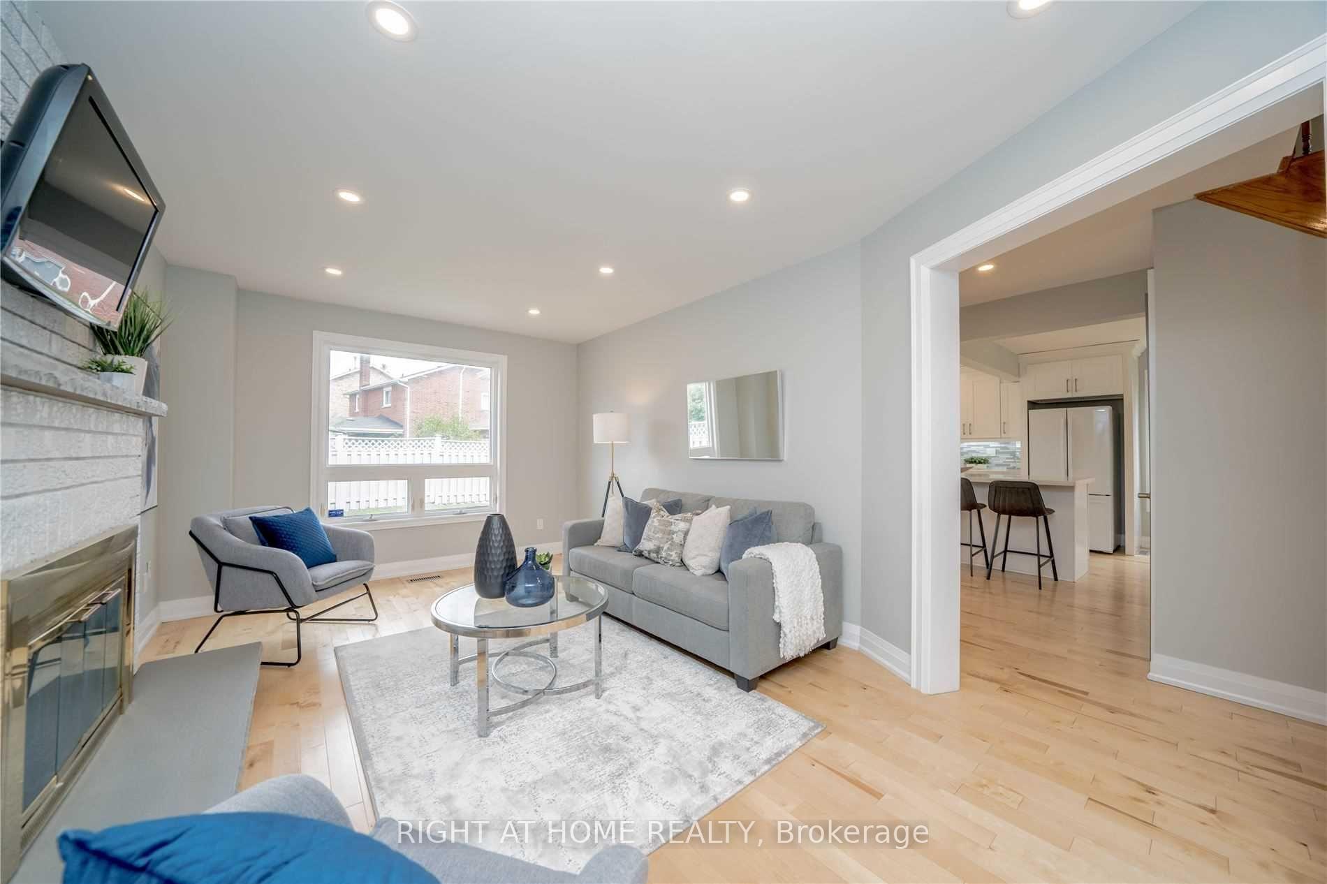 Photo 27 of 18 Dina Road, Vaughan, Maple — HOMEH