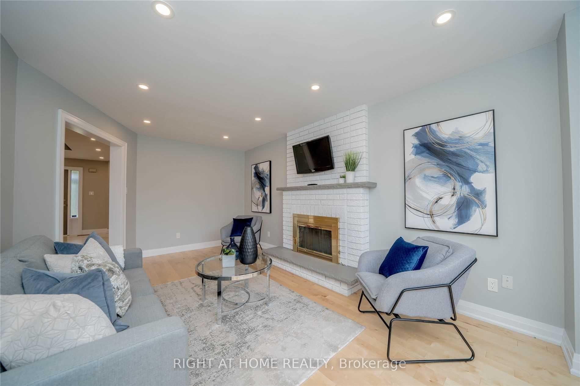 Photo 28 of 18 Dina Road, Vaughan, Maple — HOMEH