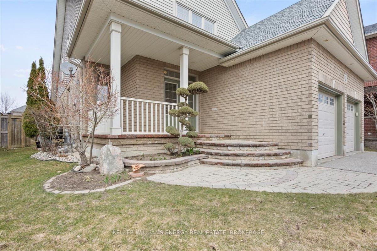 Photo 4 of 373 Travail Avenue, Oshawa, Kedron — HOMEH