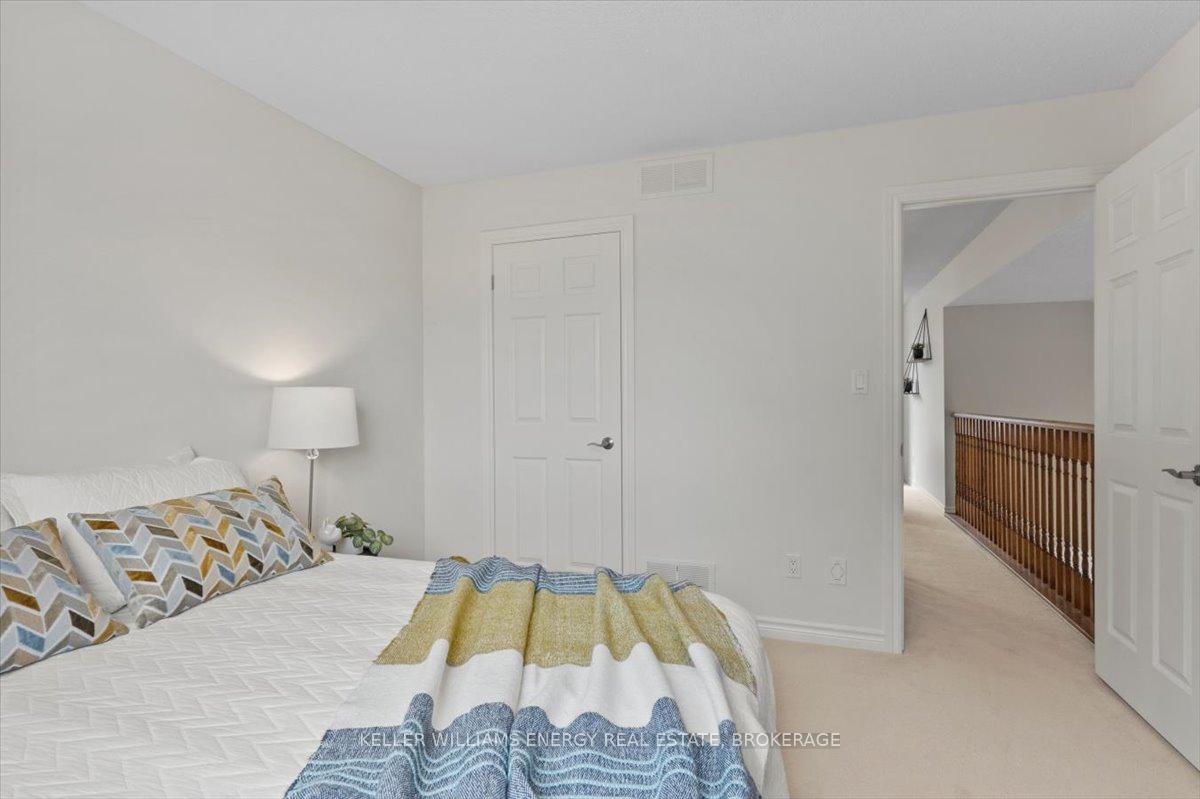 Photo 23 of 373 Travail Avenue, Oshawa, Kedron — HOMEH