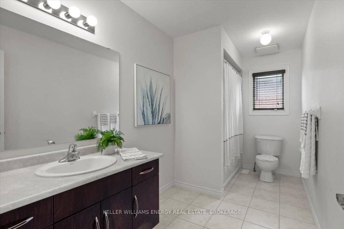 Photo 24 of 373 Travail Avenue, Oshawa, Kedron — HOMEH